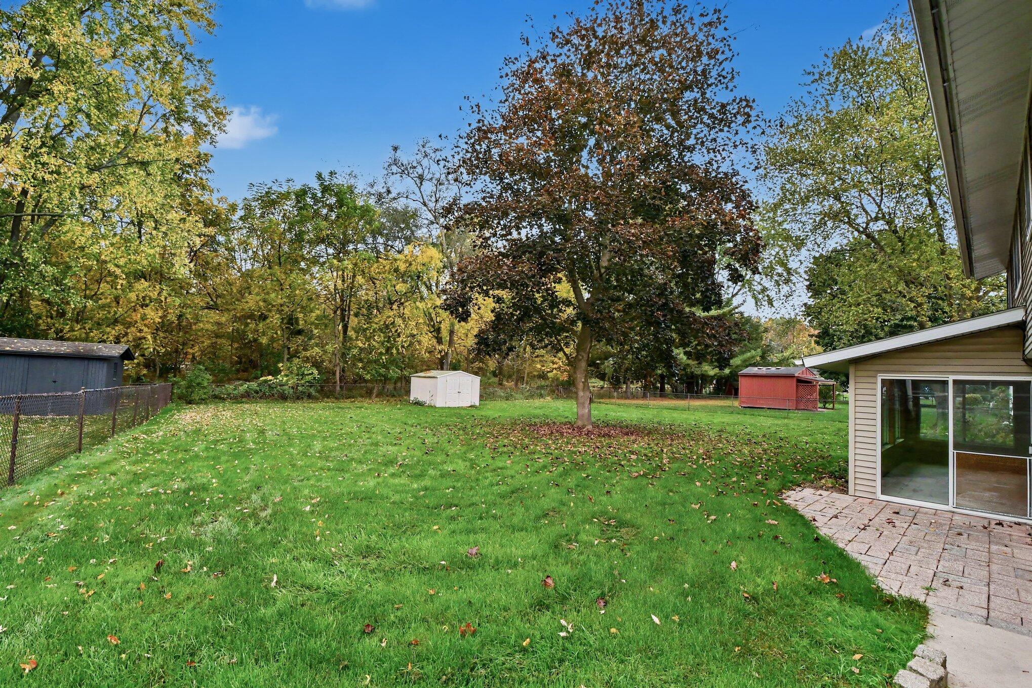 859 Paradise Lake Drive SE Grand Rapids MI 49546