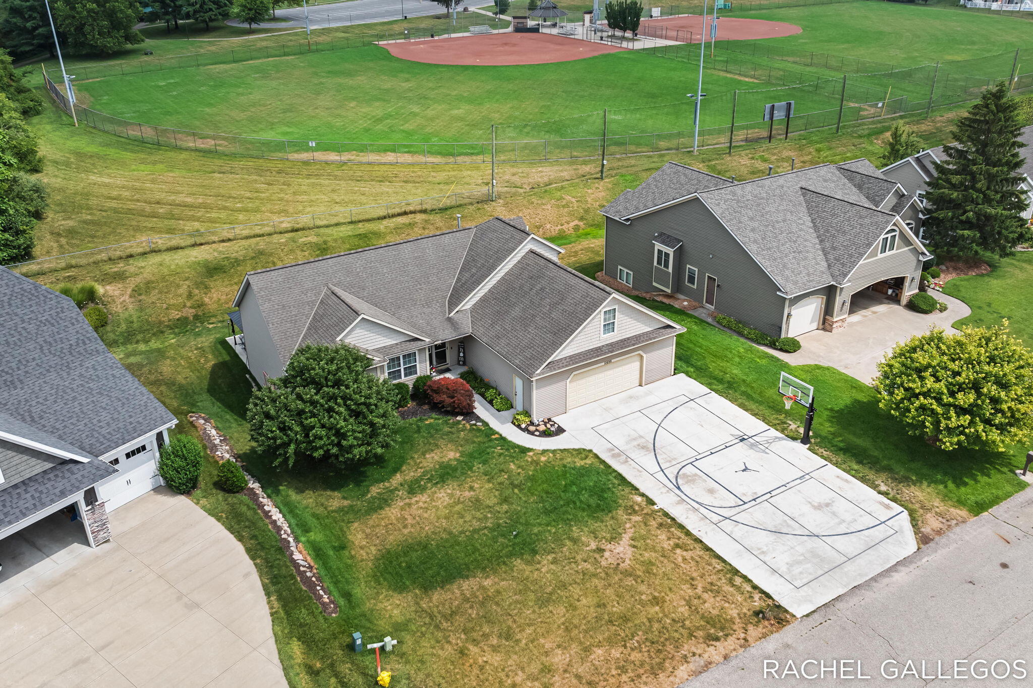 10699 Antelope Drive Zeeland MI 49464