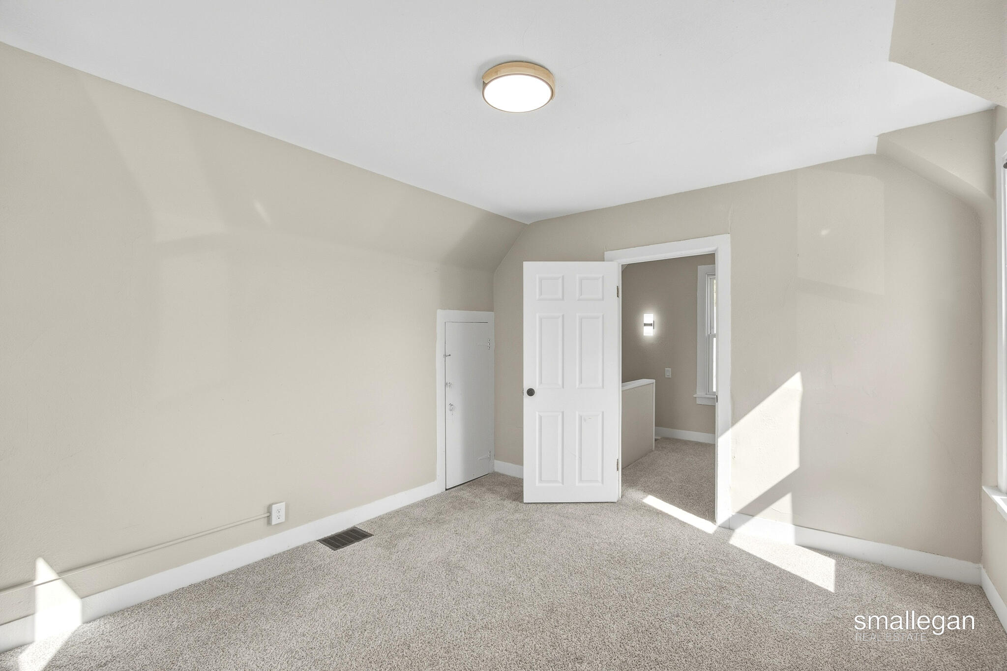 433 Leonard Street NE Grand Rapids MI 49503