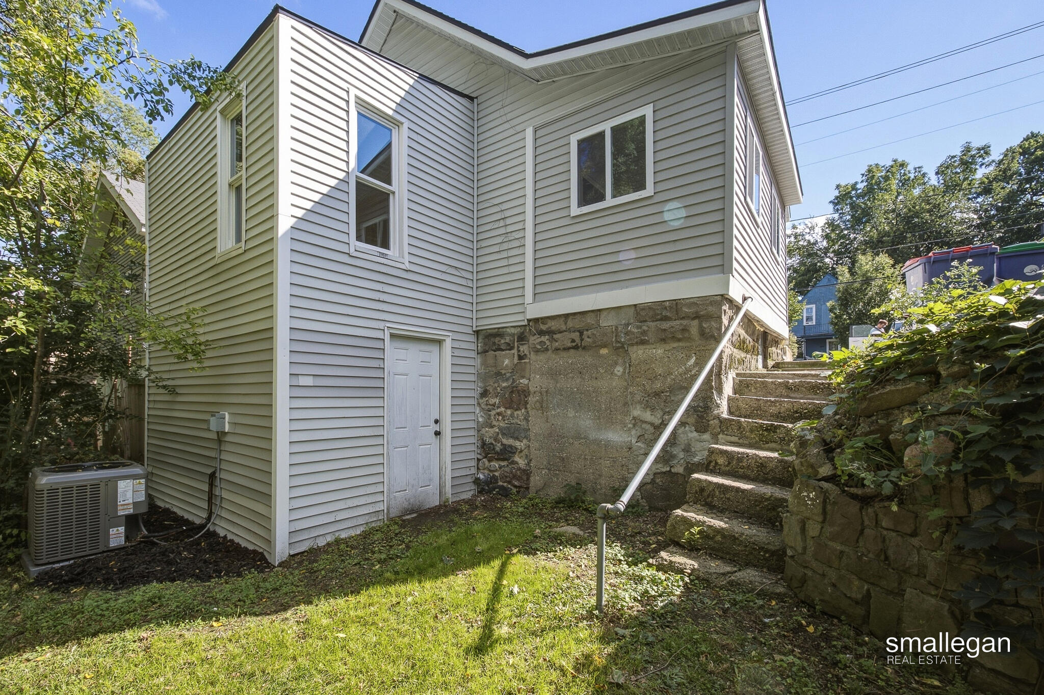 433 Leonard Street NE Grand Rapids MI 49503