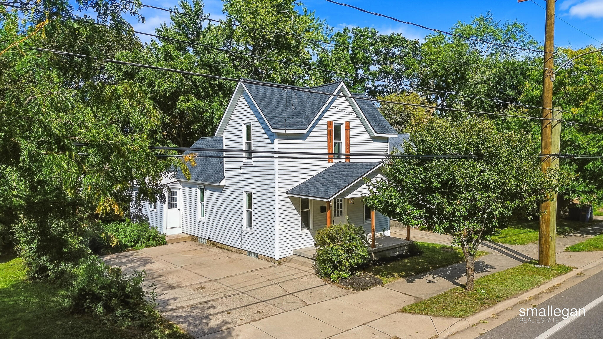 433 Leonard Street NE Grand Rapids MI 49503