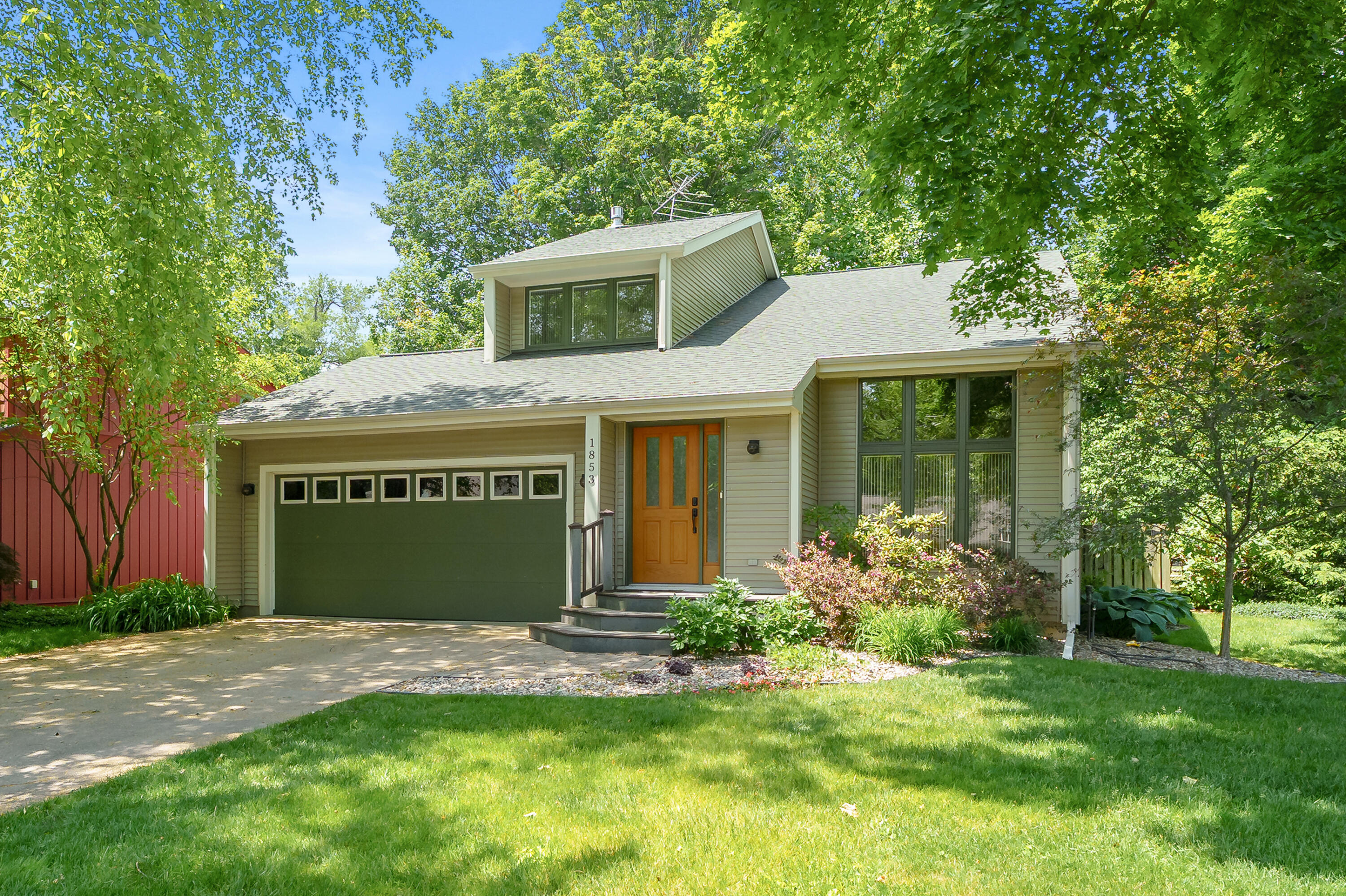 1853 Cumberland Street Kalamazoo MI 49006