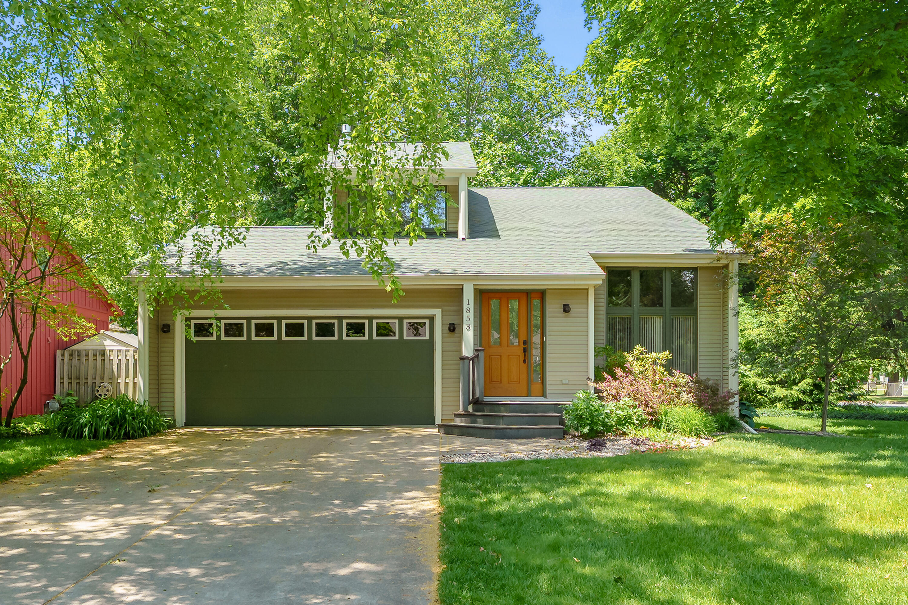 1853 Cumberland Street Kalamazoo MI 49006