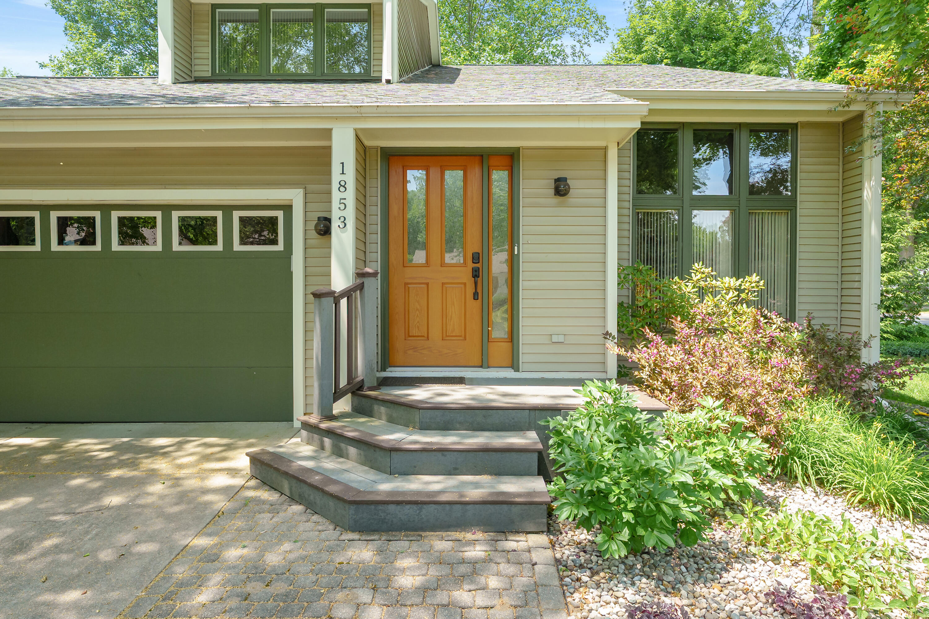 1853 Cumberland Street Kalamazoo MI 49006