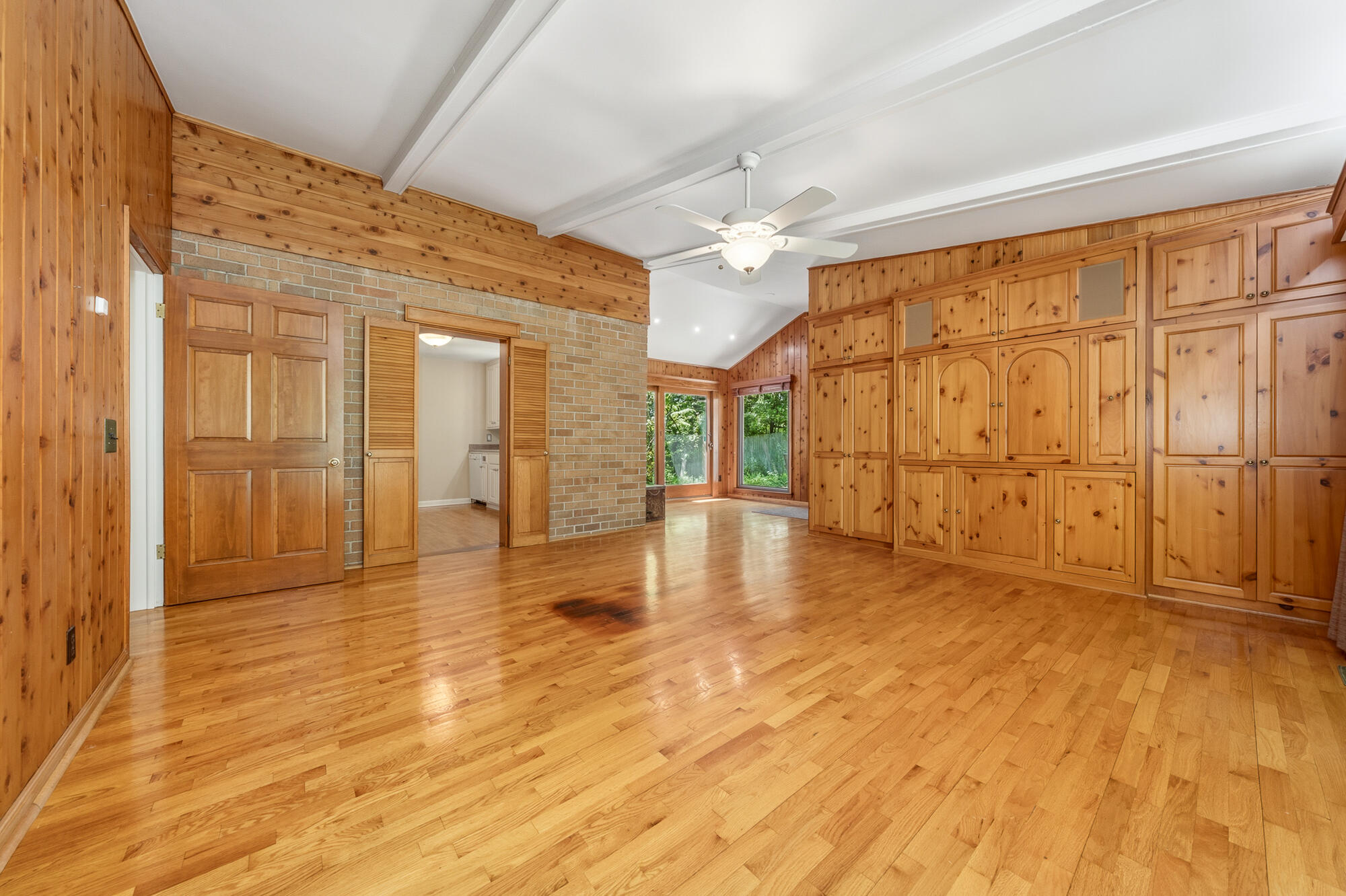 2015 Grand Avenue Kalamazoo MI 49006