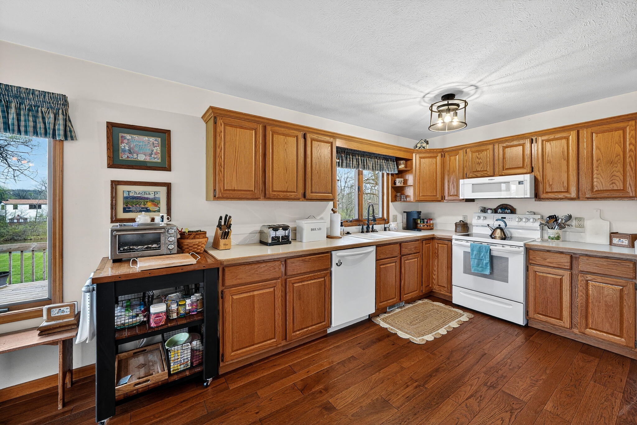 66175 South Drive Cassopolis MI 49031