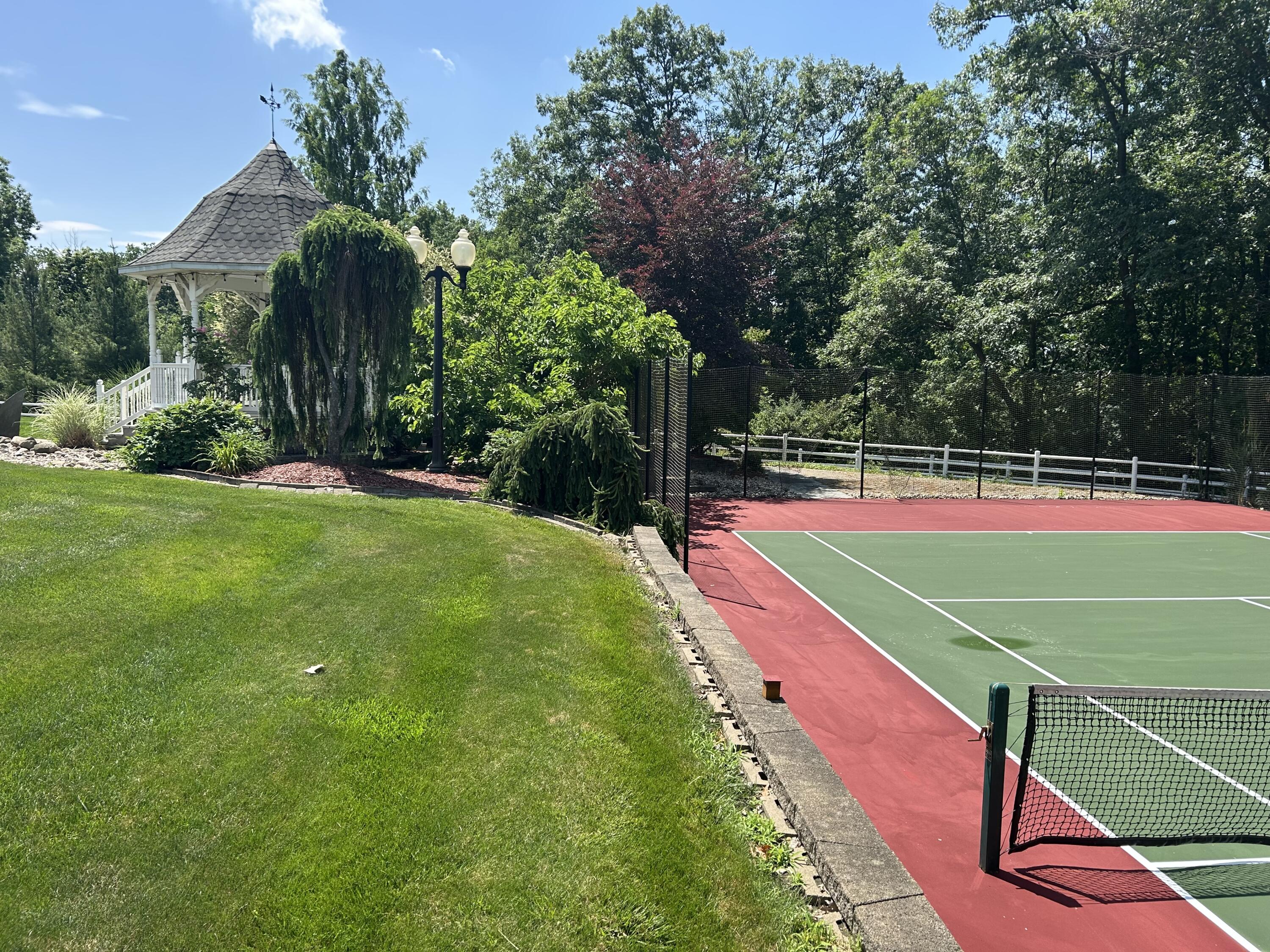3550 64th Avenue Zeeland MI 49464