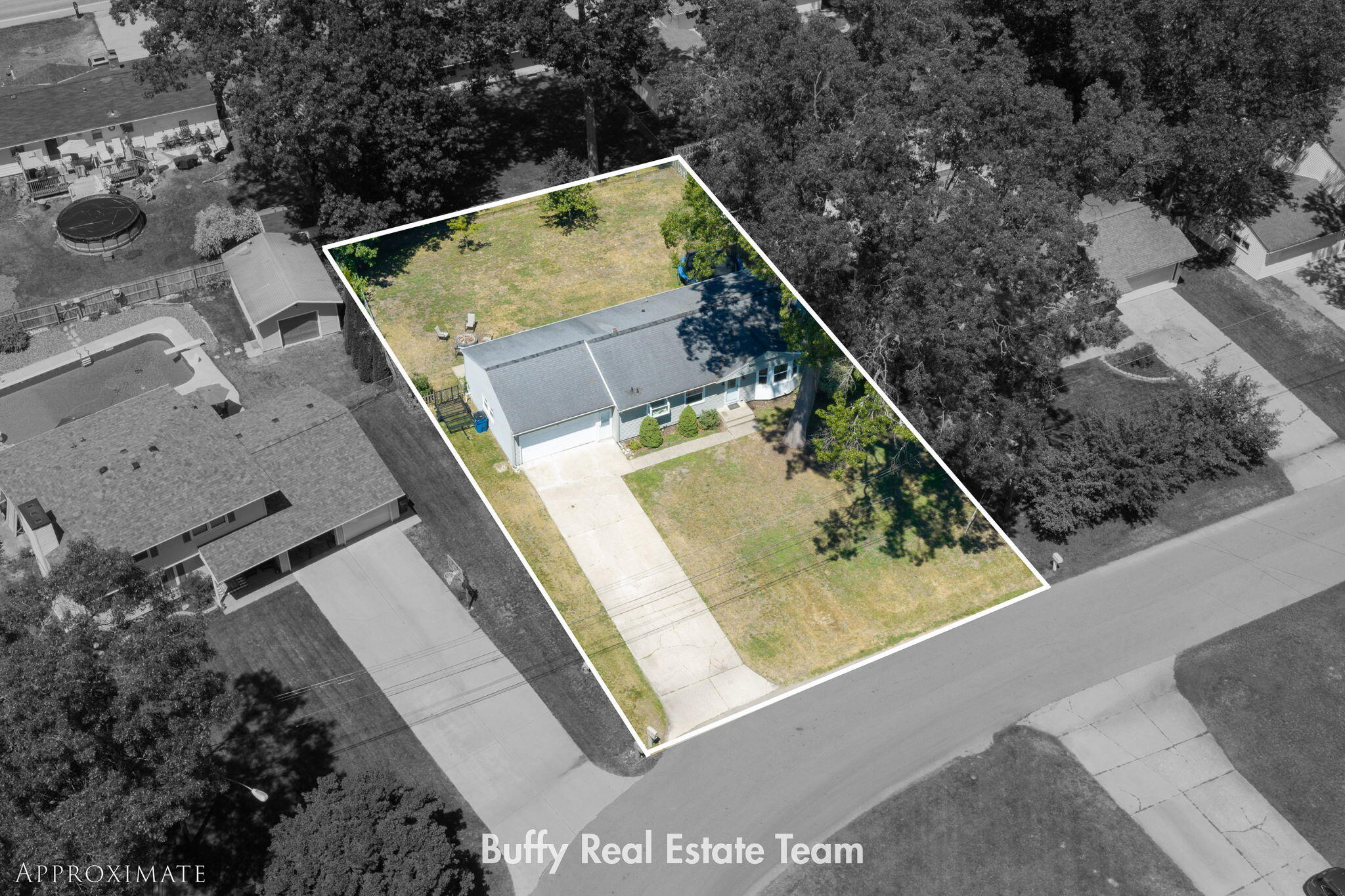 2160 Garland Drive Norton Shores MI 49441