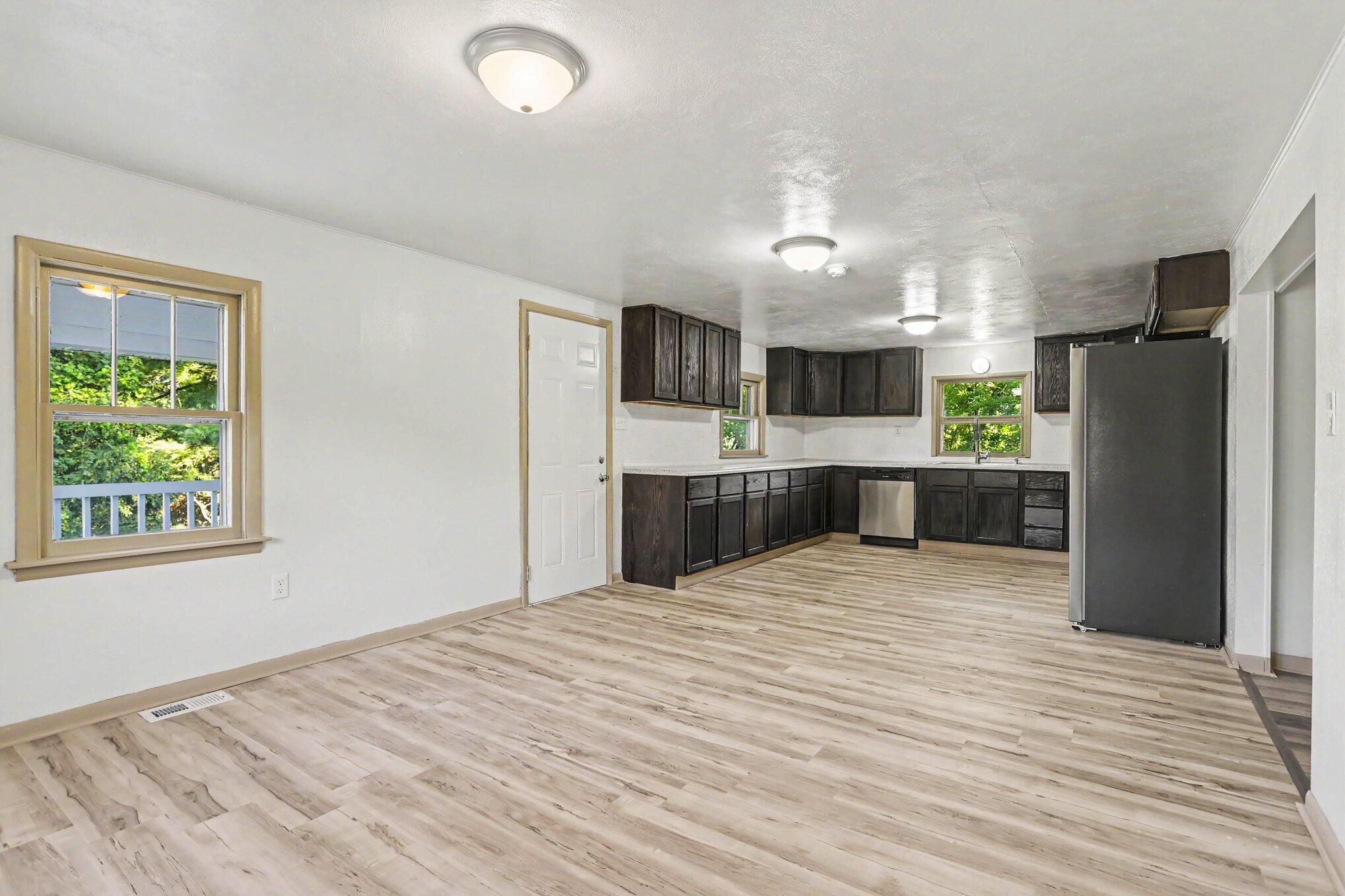 1582 Bakertown Road Buchanan MI 49107