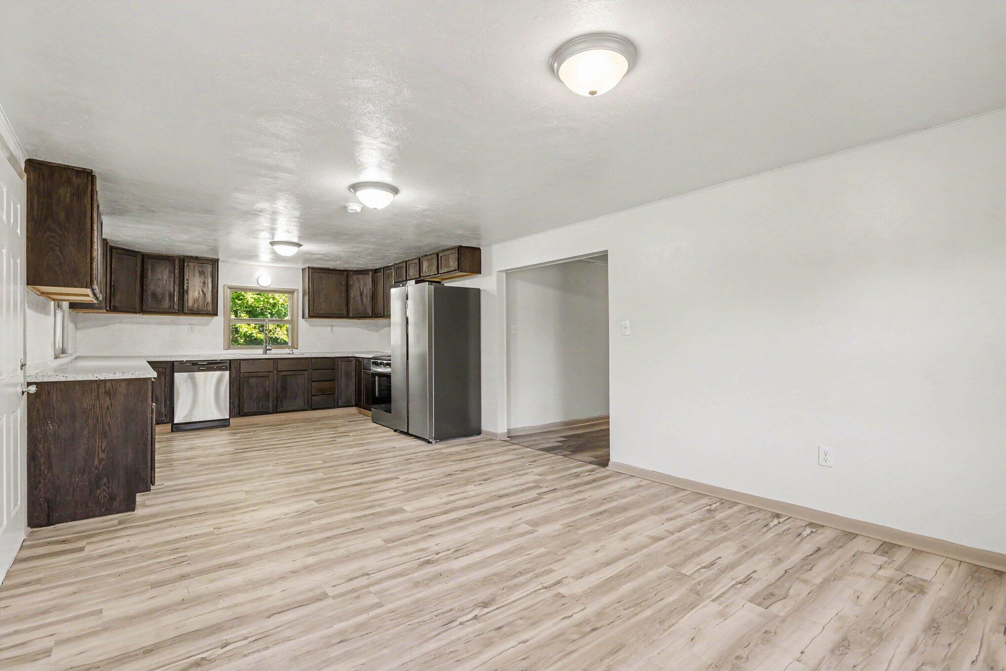 1582 Bakertown Road Buchanan MI 49107