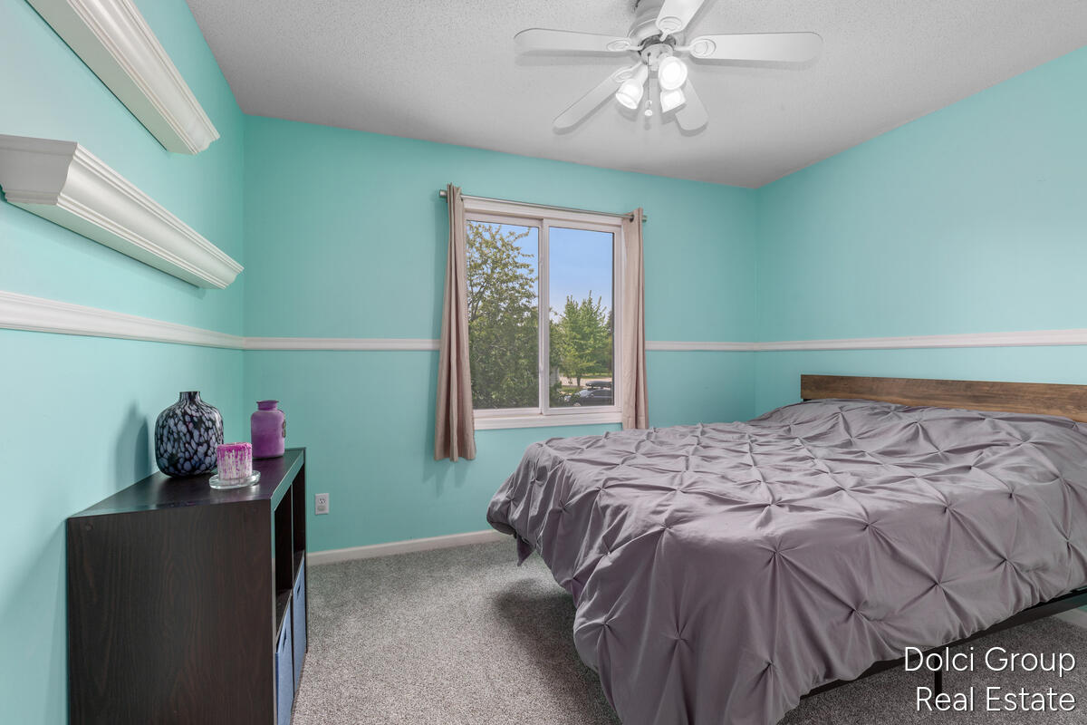 233 Jennifer Lane Holland MI 49423