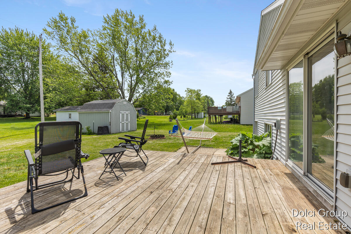 233 Jennifer Lane Holland MI 49423