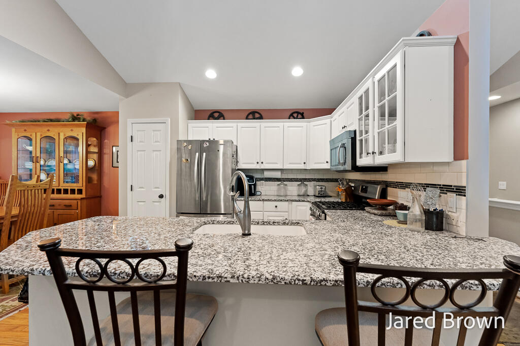 13525 141st Avenue Grand Haven MI 49417