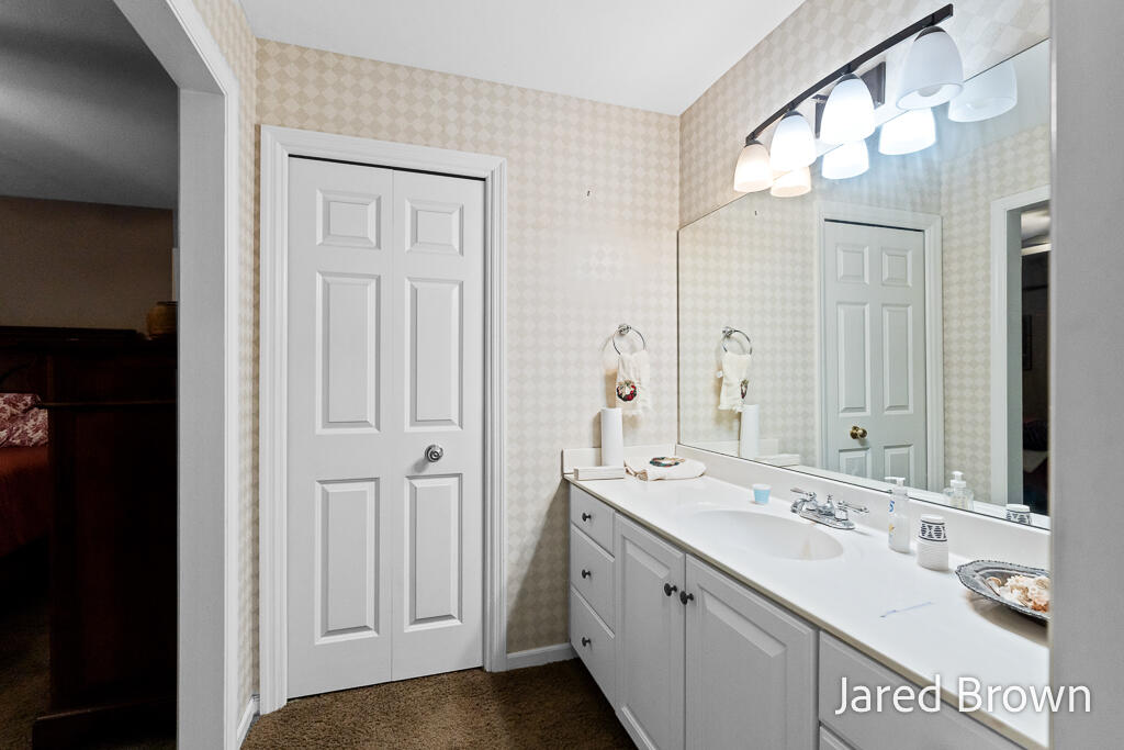 13525 141st Avenue Grand Haven MI 49417