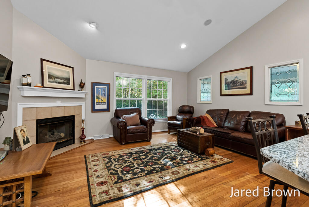 13525 141st Avenue Grand Haven MI 49417