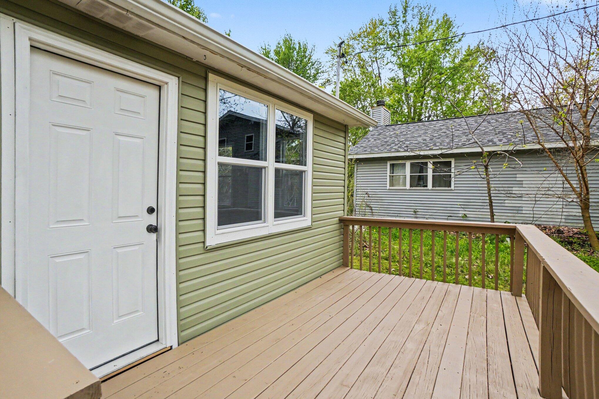 4206 S Shore Drive Allegan MI 49010