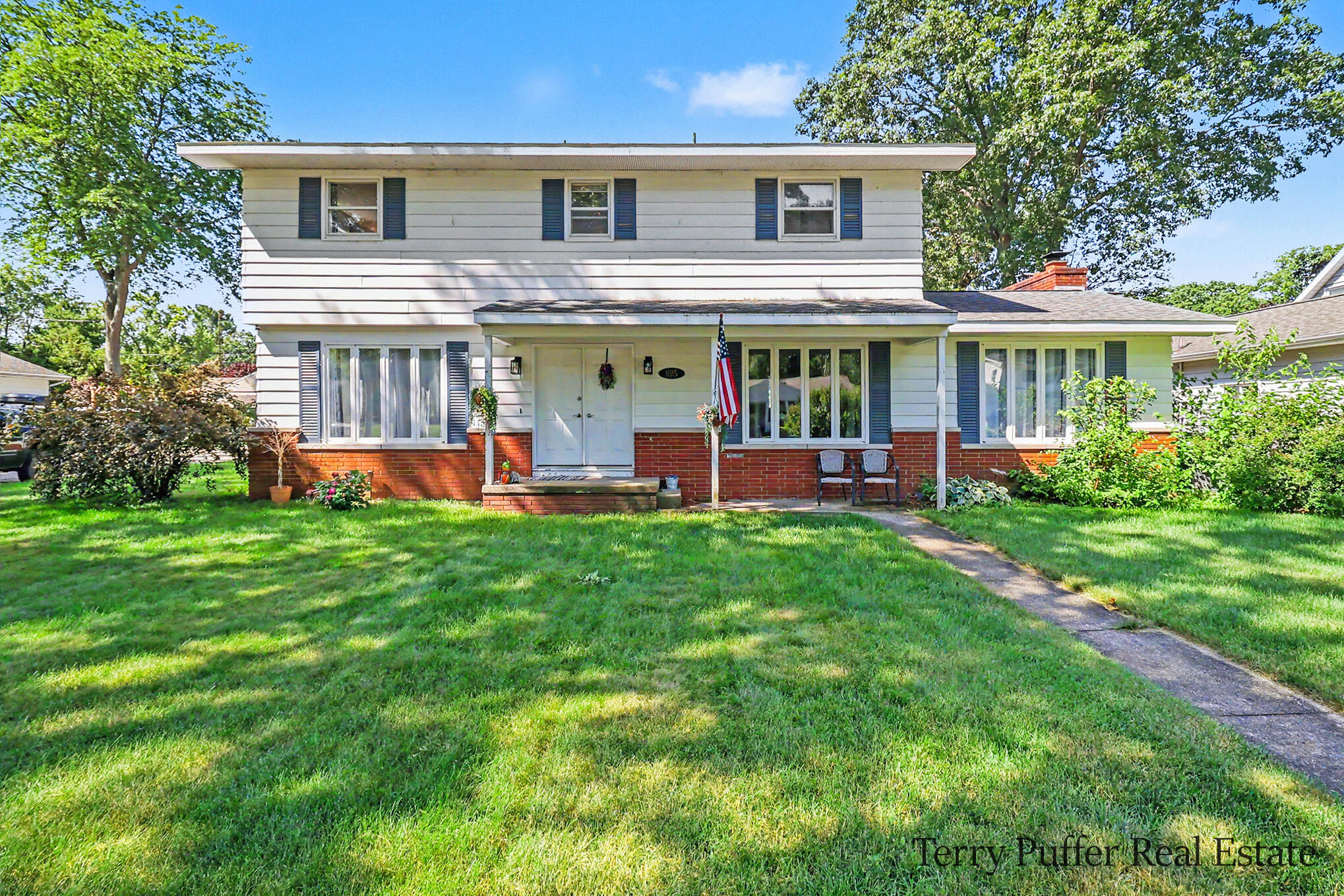 695 Miller Drive Muskegon MI 49445