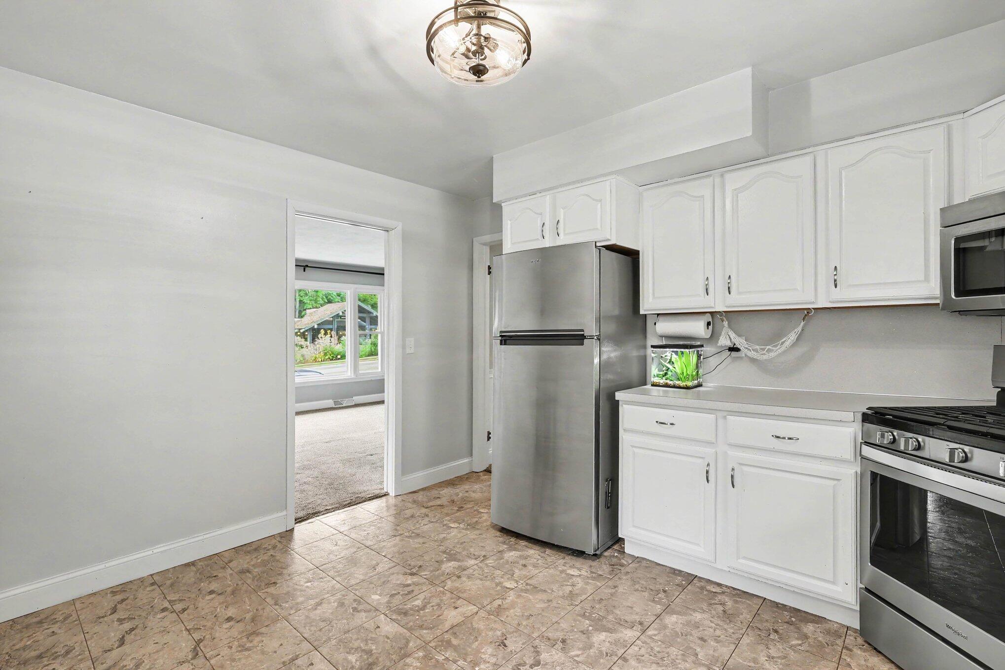 1914 Lake Avenue Muskegon MI 49445