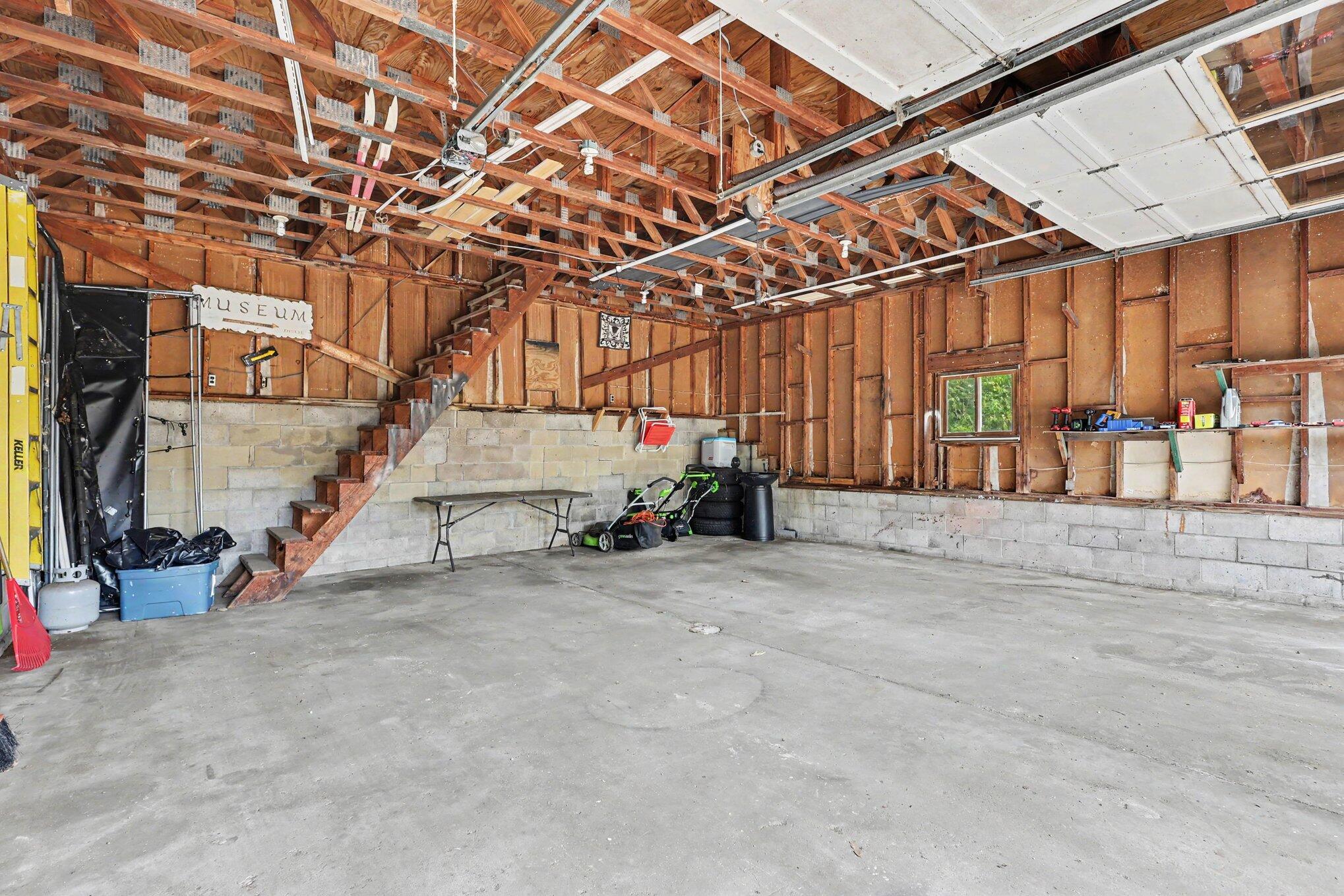 1914 Lake Avenue Muskegon MI 49445