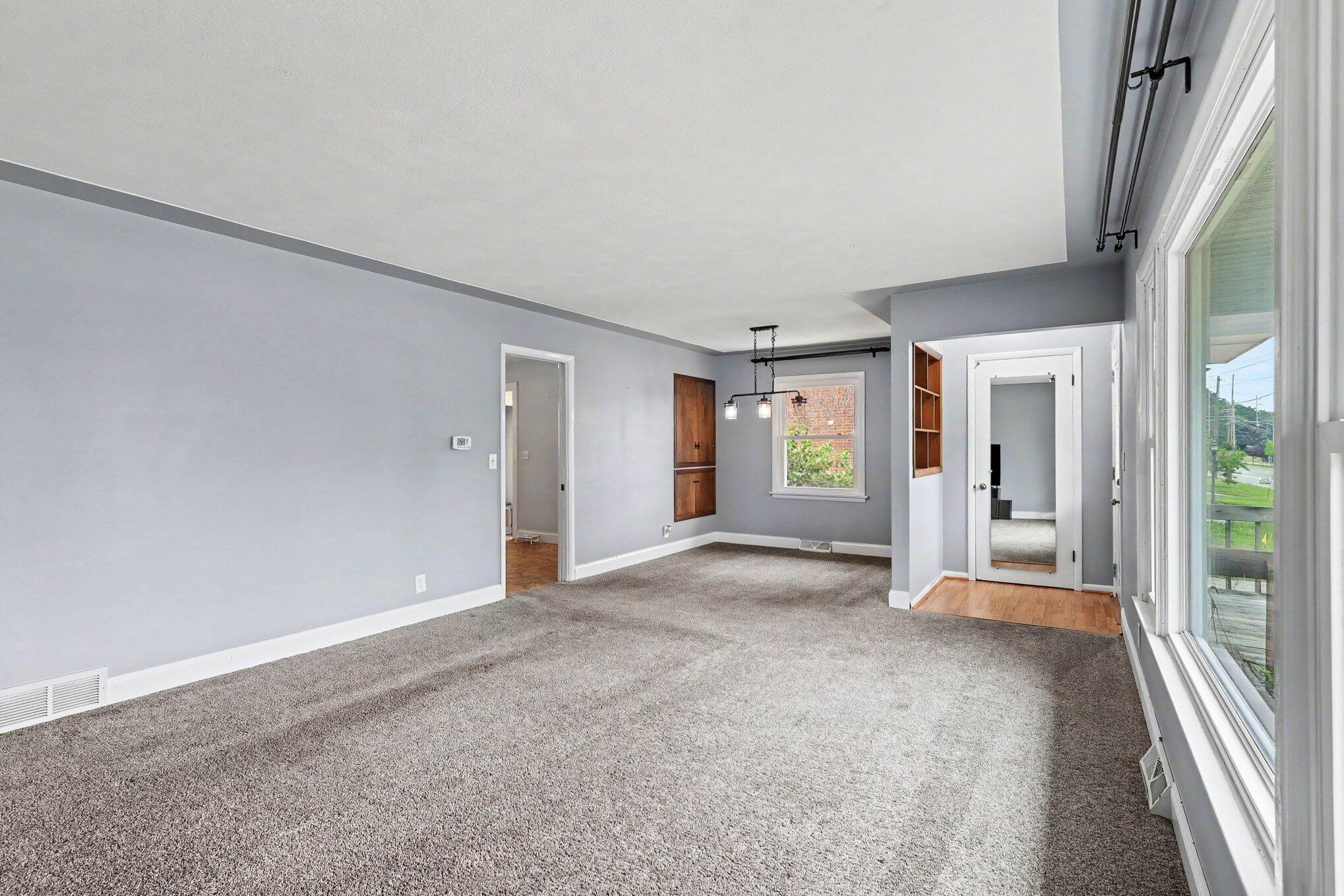 1914 Lake Avenue Muskegon MI 49445