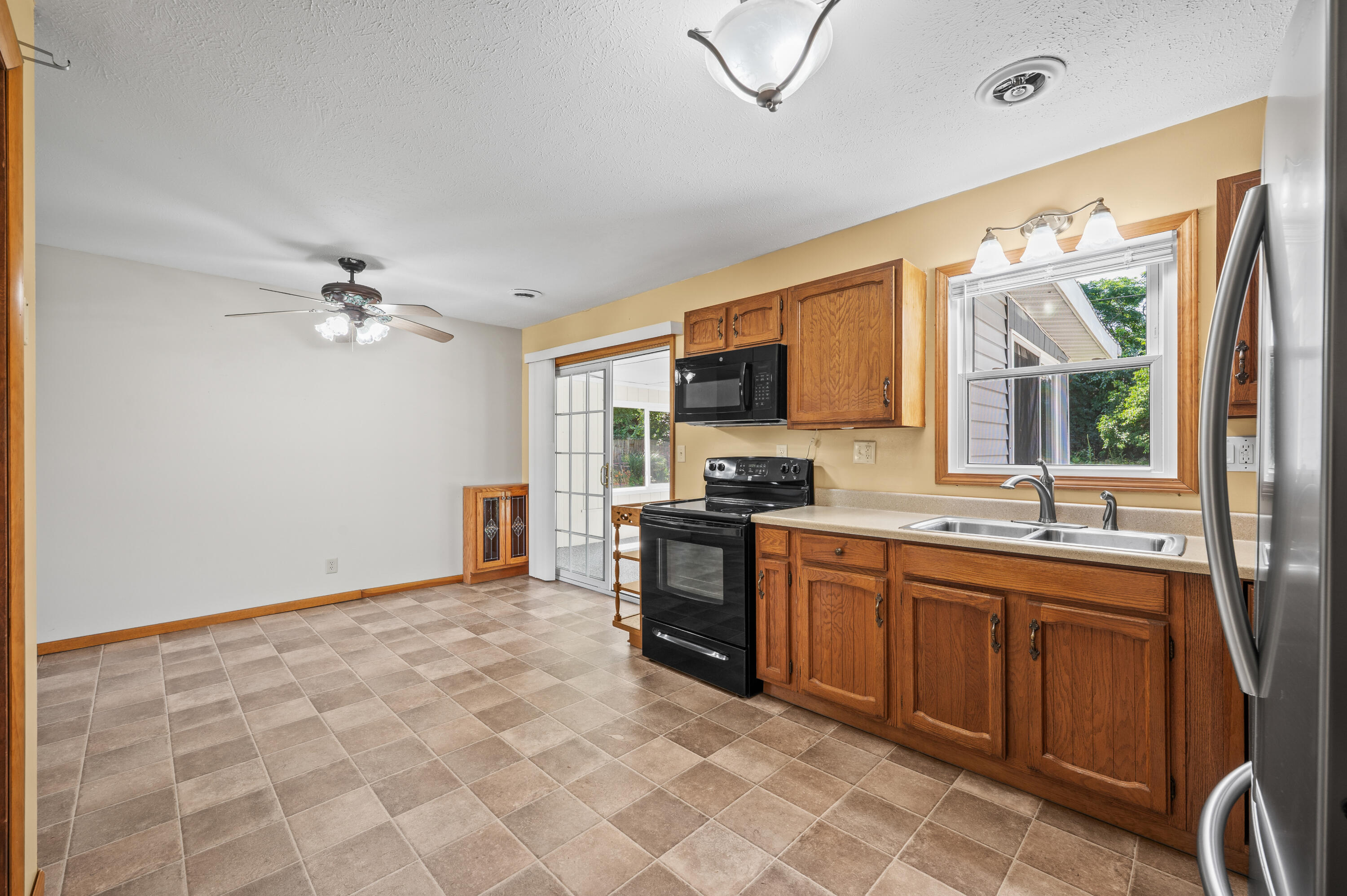 2296 Janellen Drive Niles MI 49120