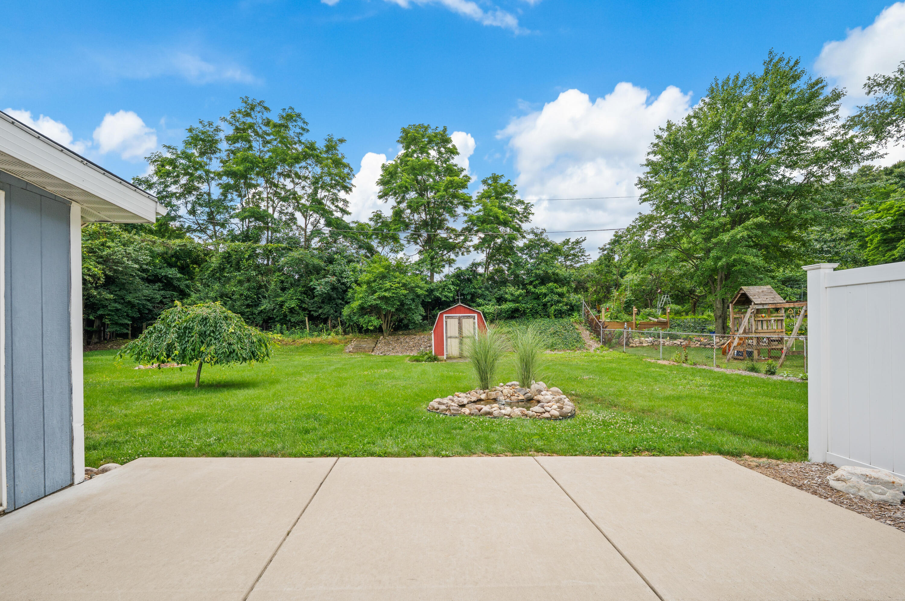 2296 Janellen Drive Niles MI 49120