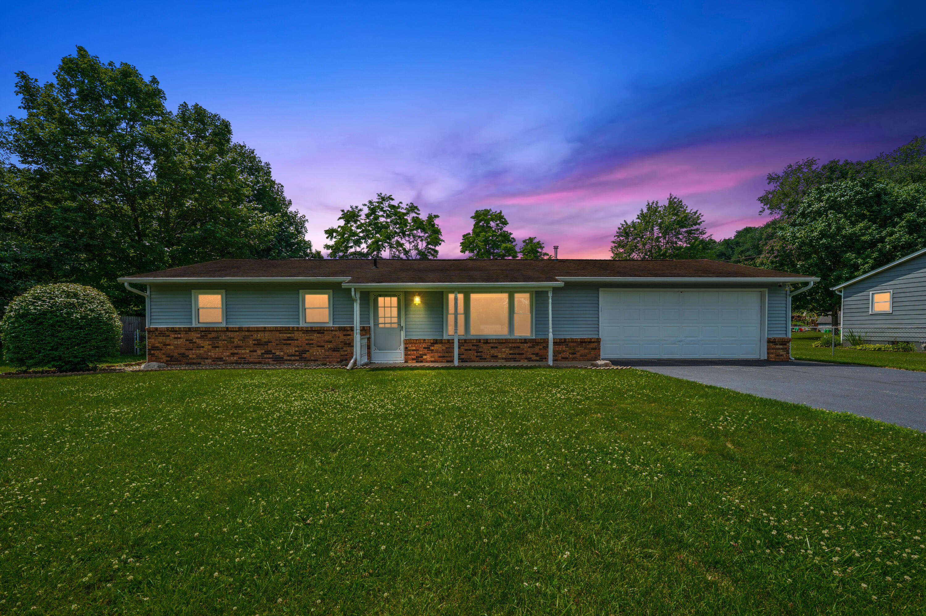 2296 Janellen Drive Niles MI 49120
