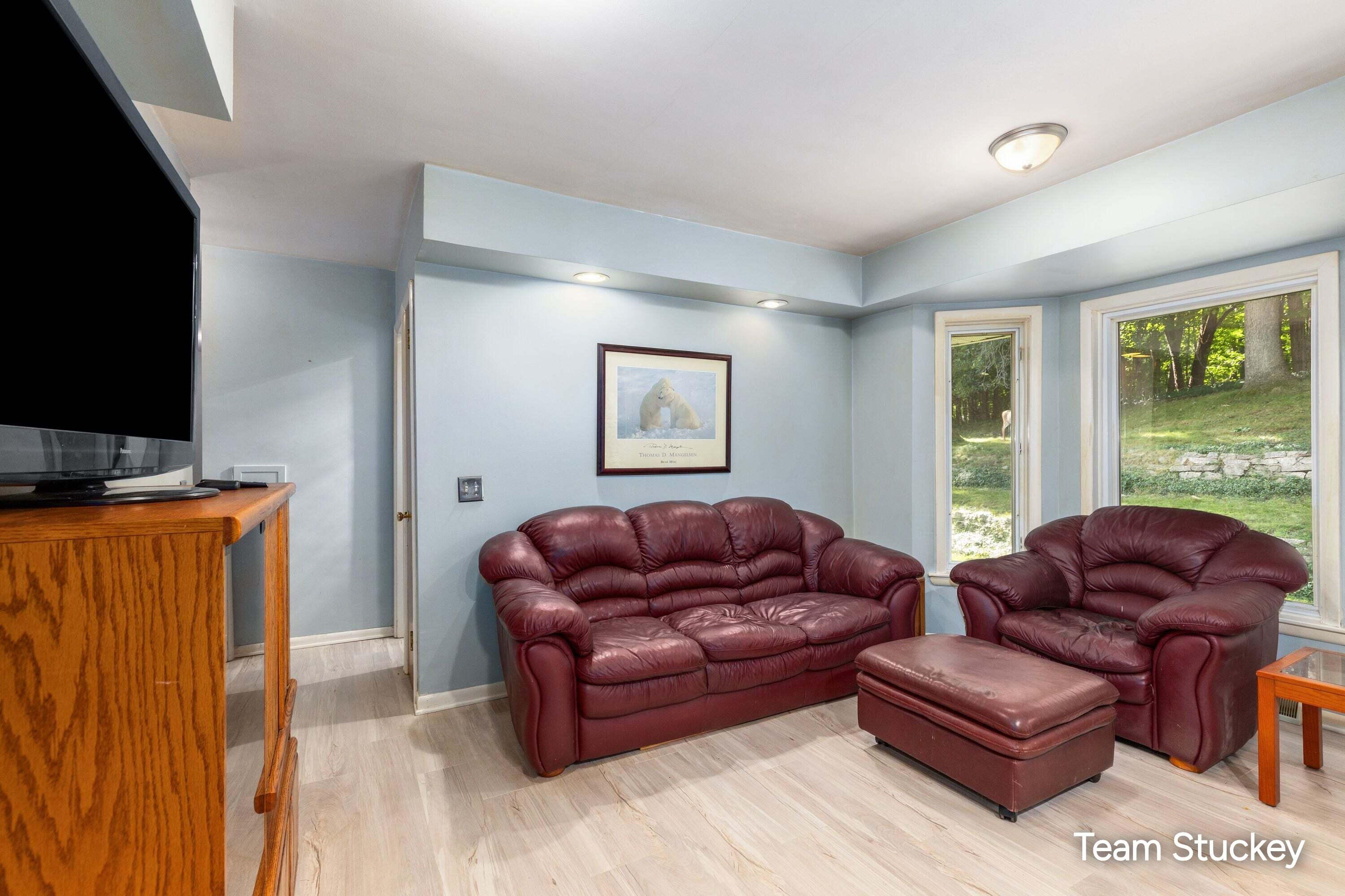 1127 Maplegrove Drive NW Grand Rapids MI 49504