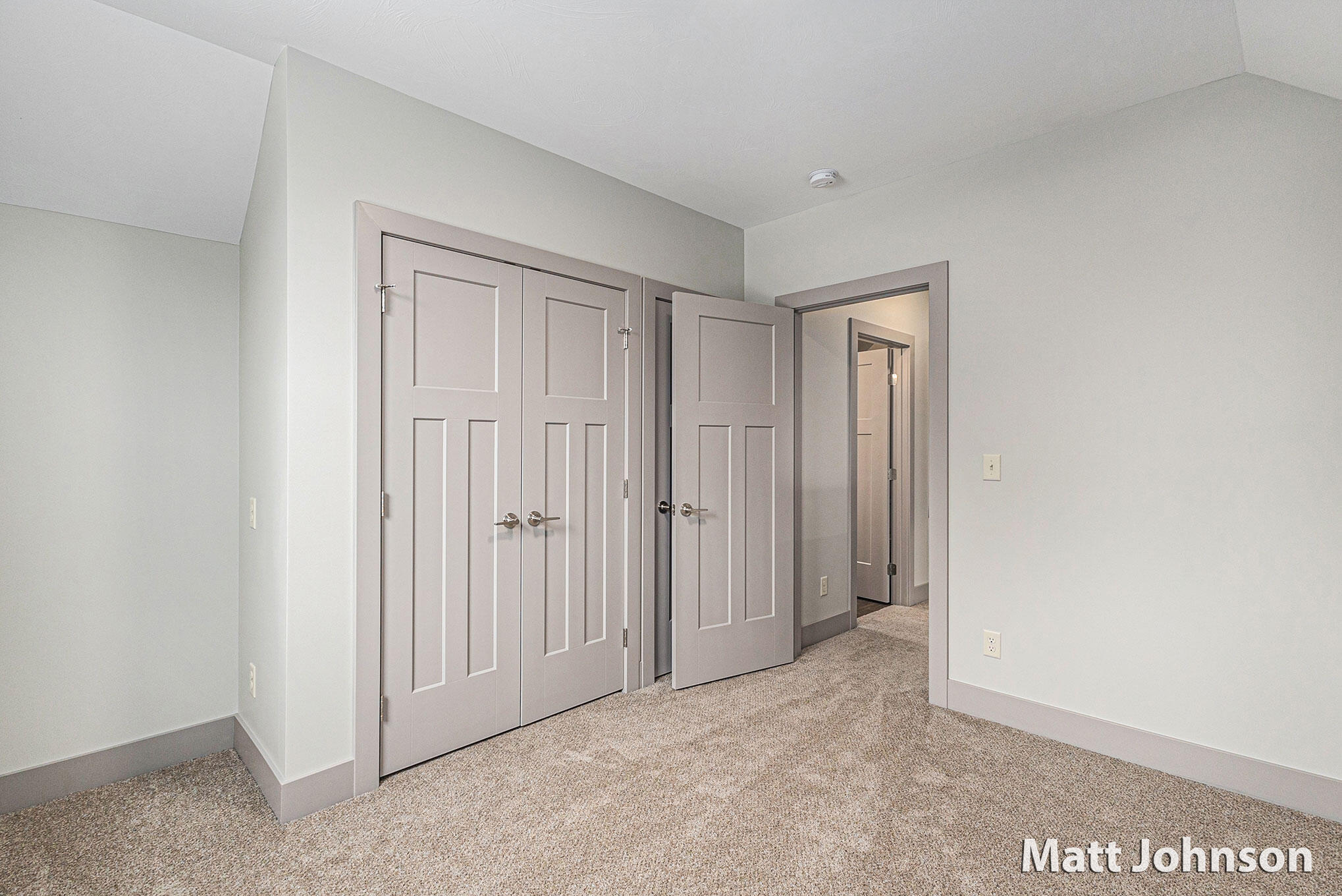 2113 Linden Avenue SE Grand Rapids MI 49507