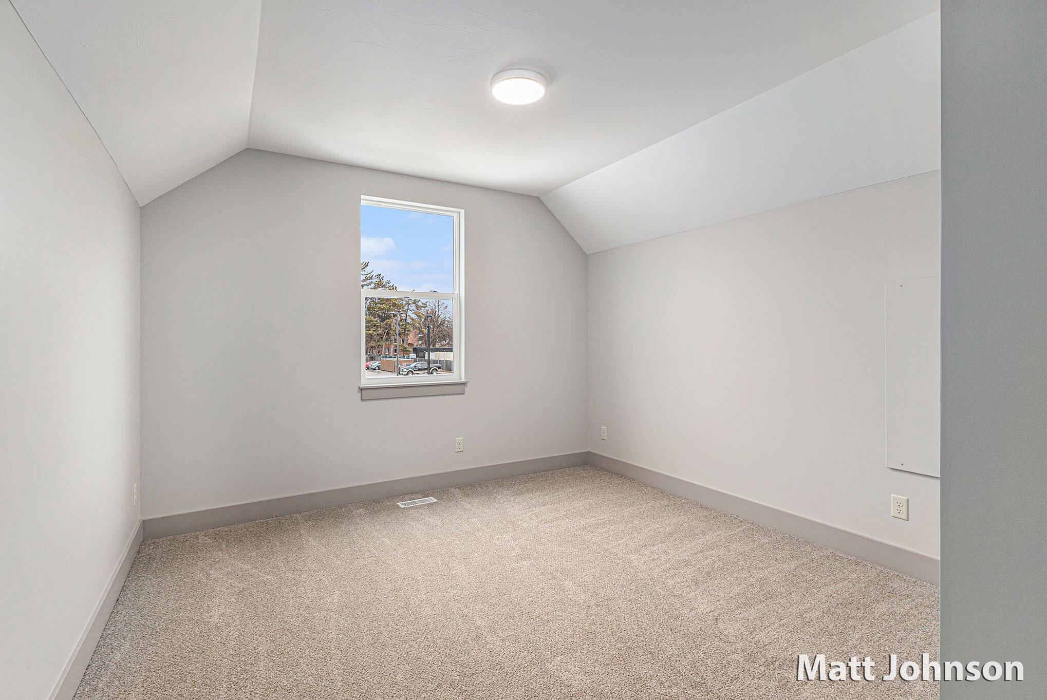 2113 Linden Avenue SE Grand Rapids MI 49507