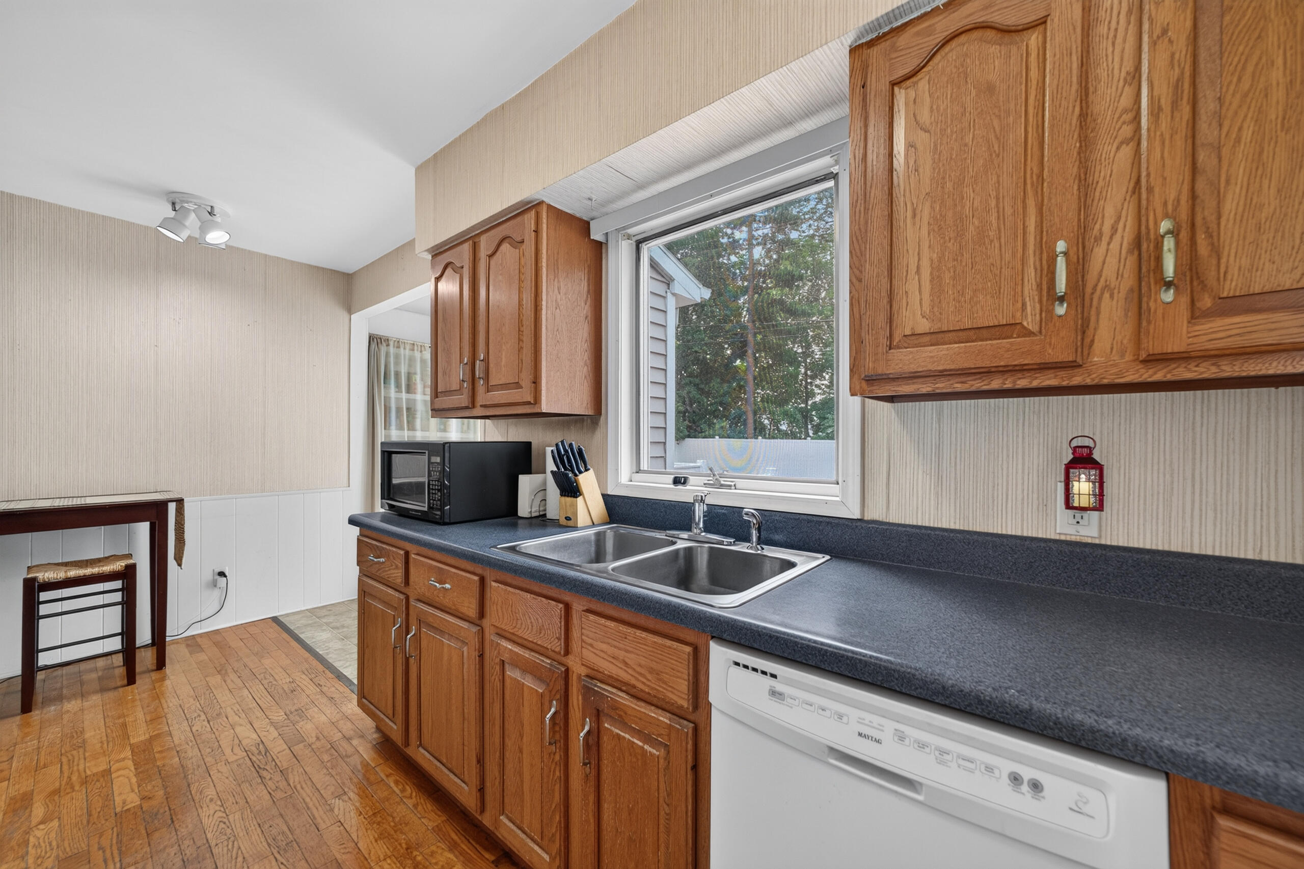 1357 Montague Avenue Muskegon MI 49441