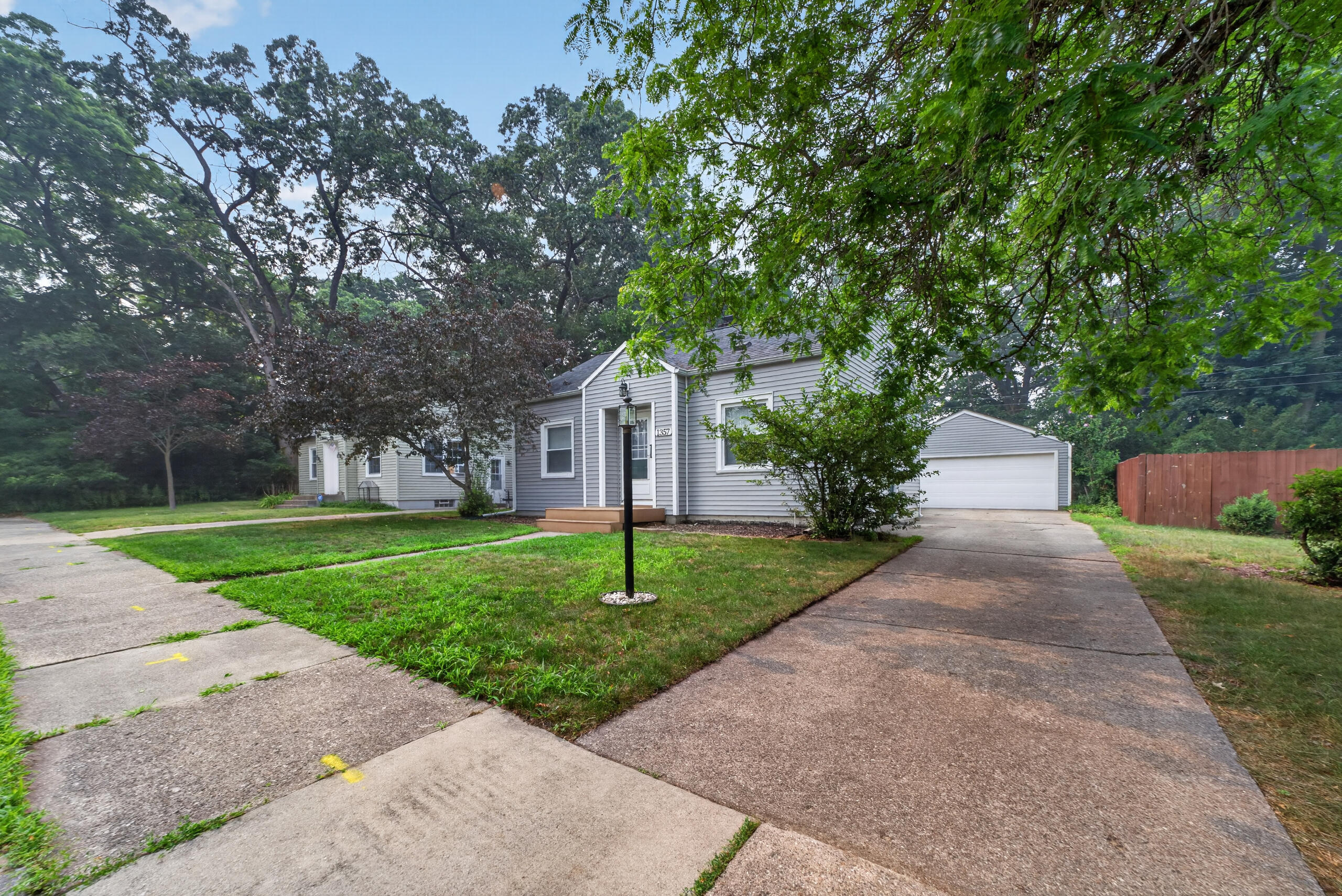 1357 Montague Avenue Muskegon MI 49441
