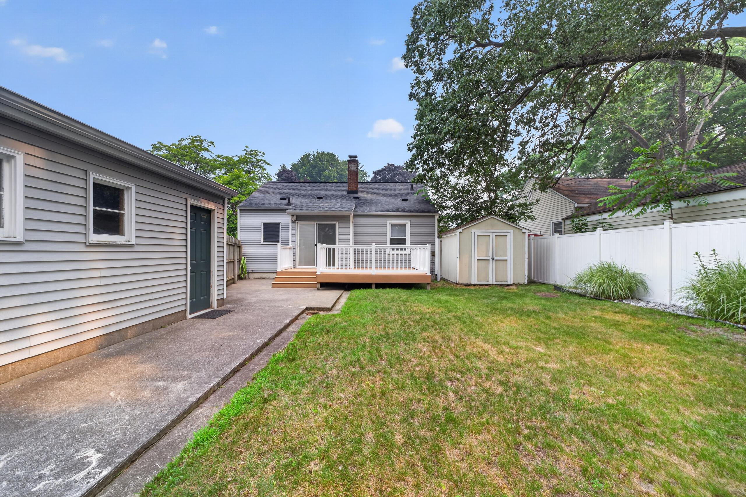 1357 Montague Avenue Muskegon MI 49441