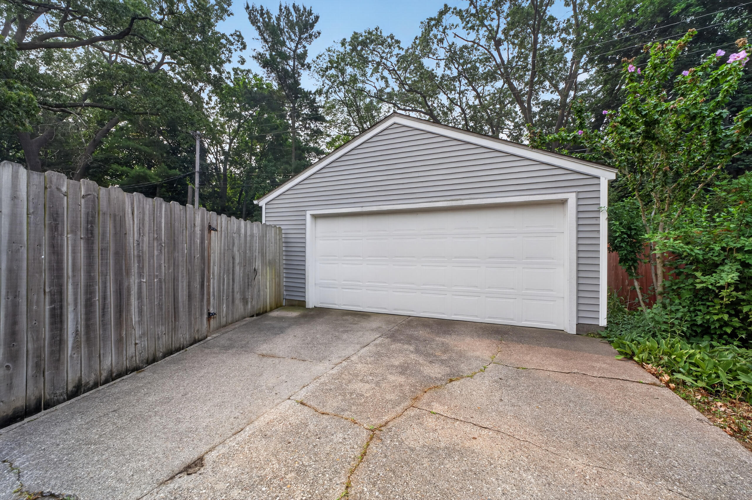 1357 Montague Avenue Muskegon MI 49441