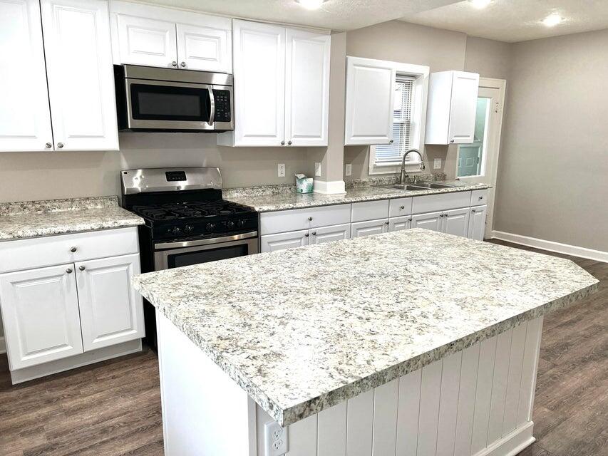 401 Monroe Avenue Muskegon MI 49441