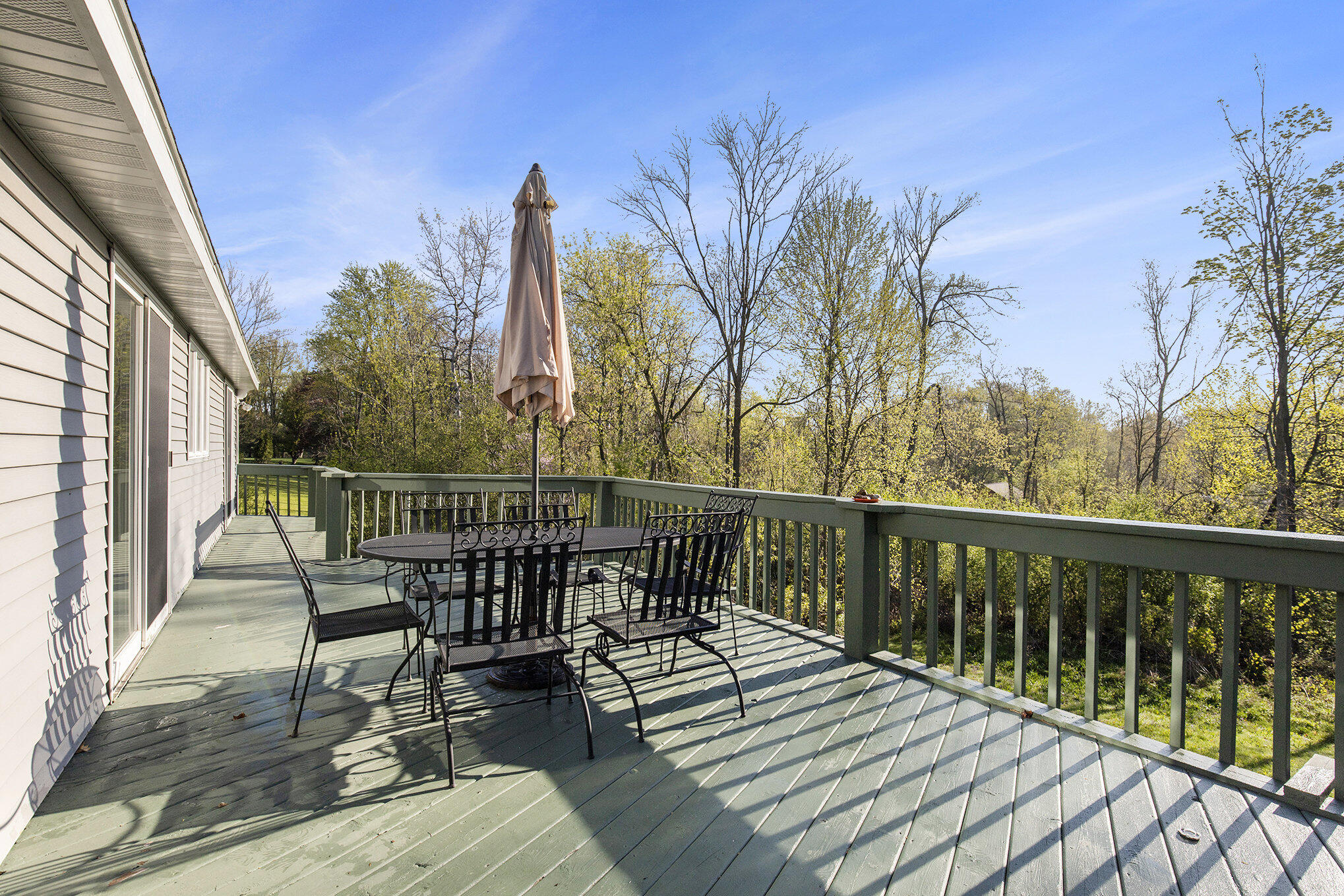 620 Twin Lakes Drive NE Grand Rapids MI 49525