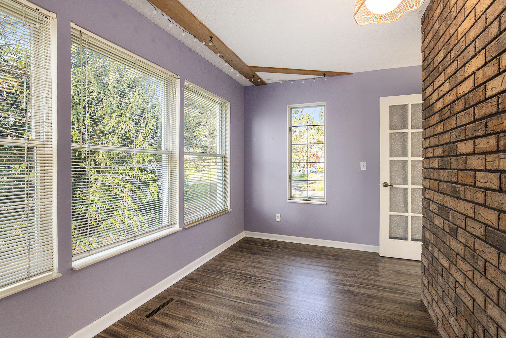 620 Twin Lakes Drive NE Grand Rapids MI 49525