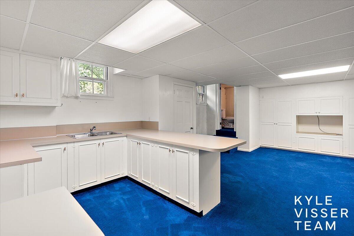 2089 Robinson Road SE Grand Rapids MI 49506