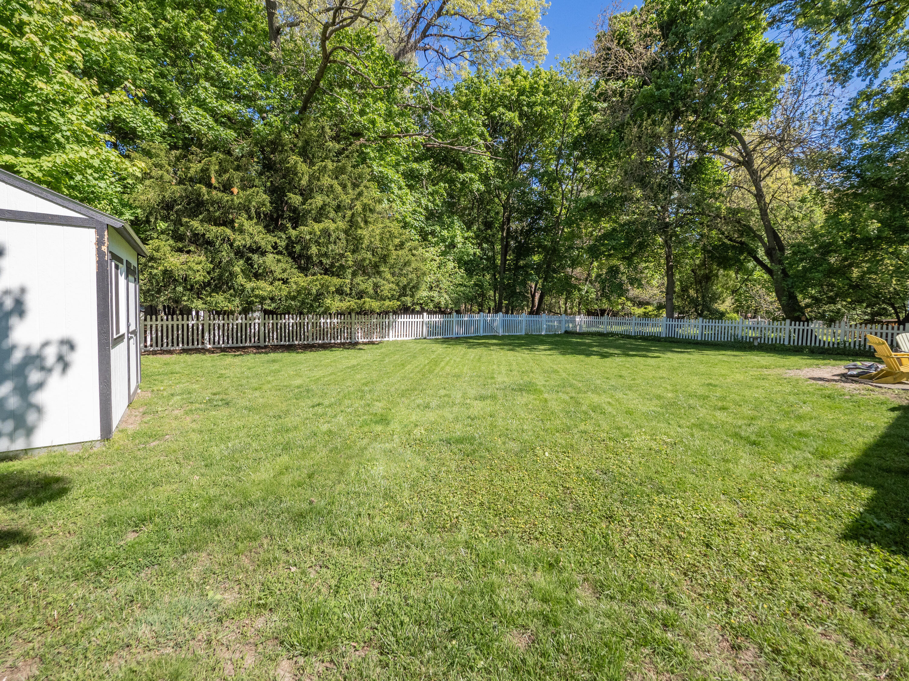 3811 Old Colony Road Kalamazoo MI 49008