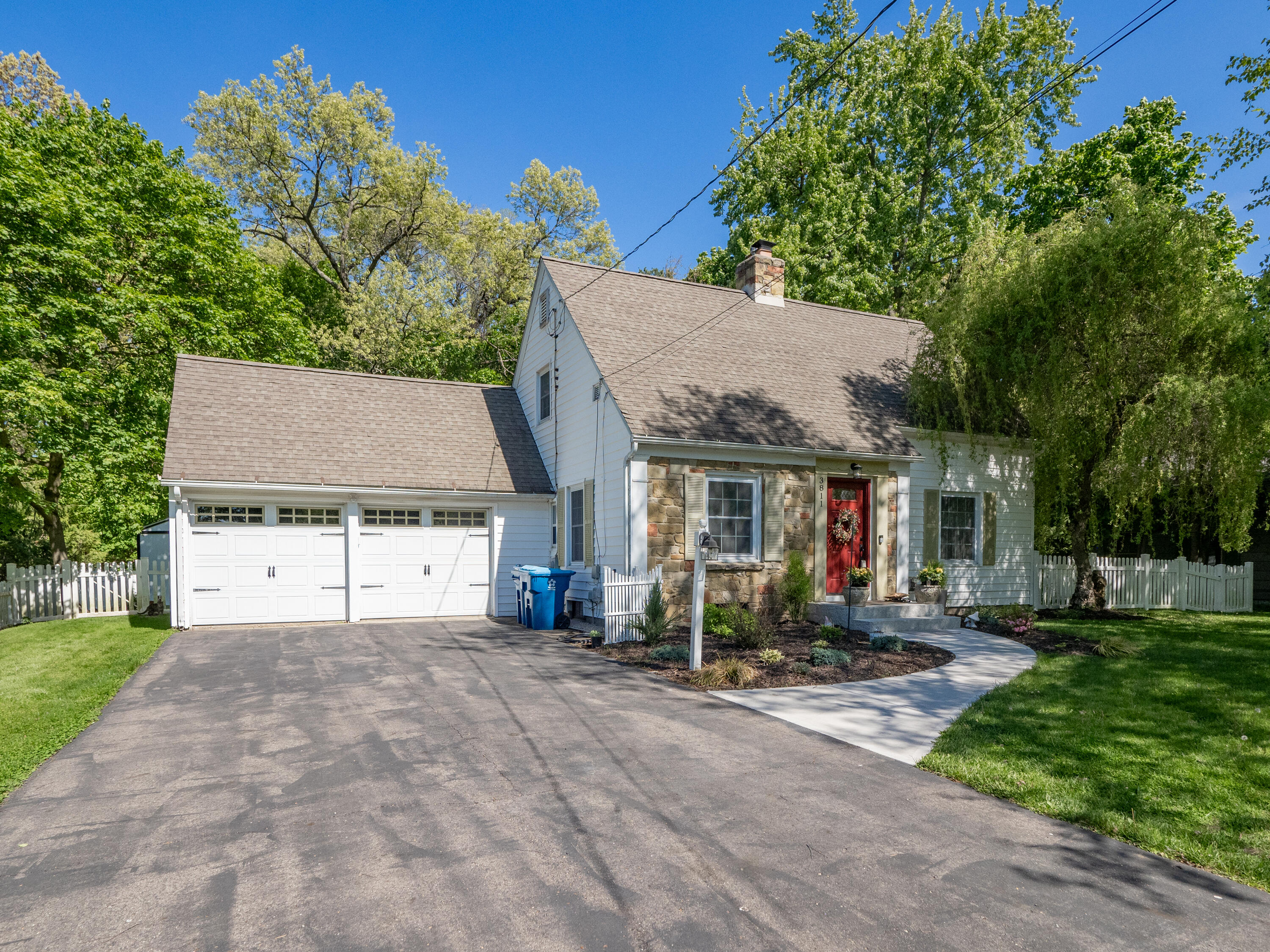 3811 Old Colony Road Kalamazoo MI 49008