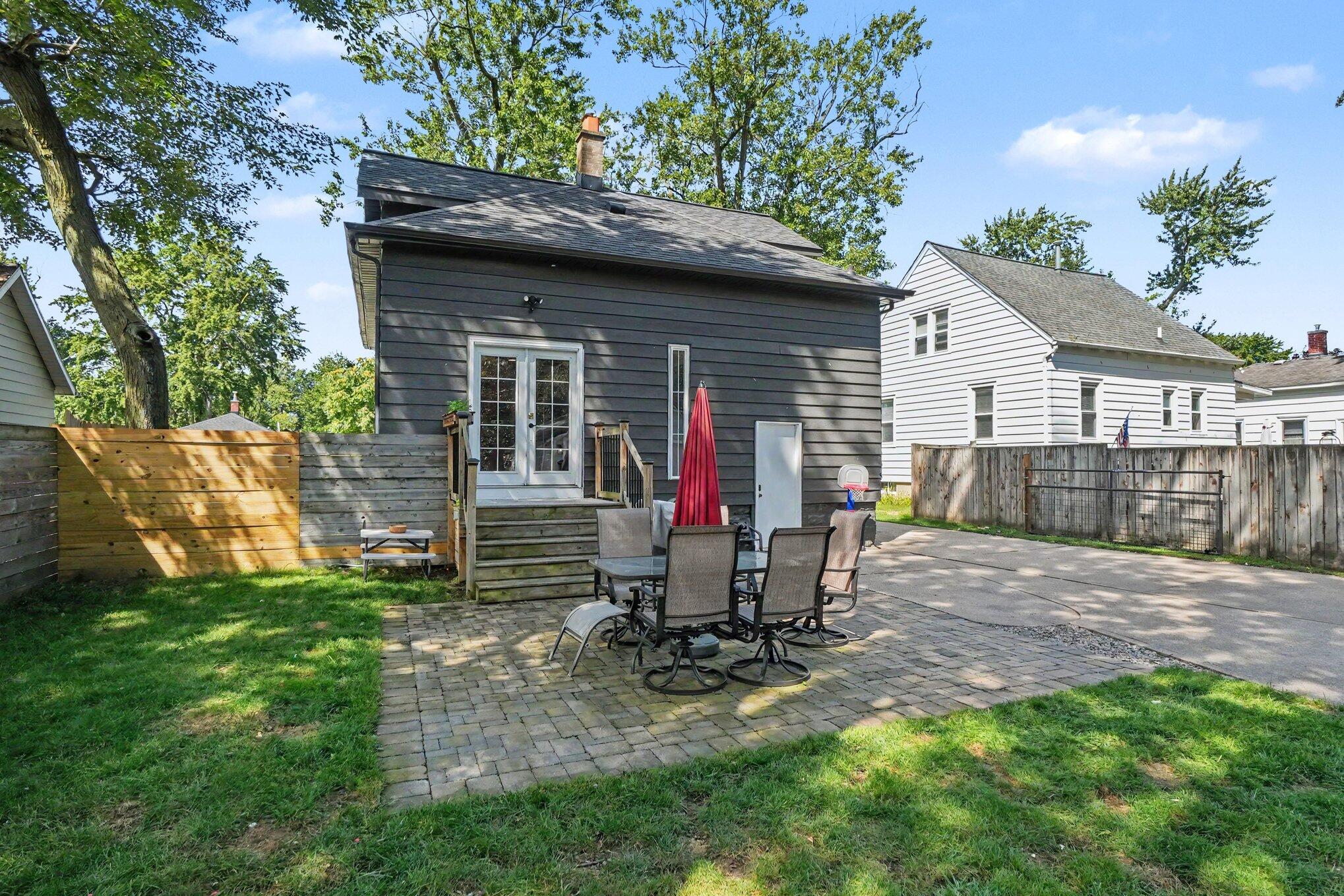 311 Michigan Street Zeeland MI 49464