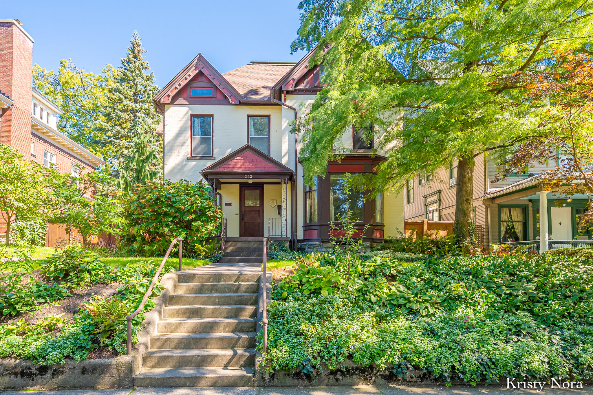 252 Madison Avenue SE Grand Rapids MI 49503