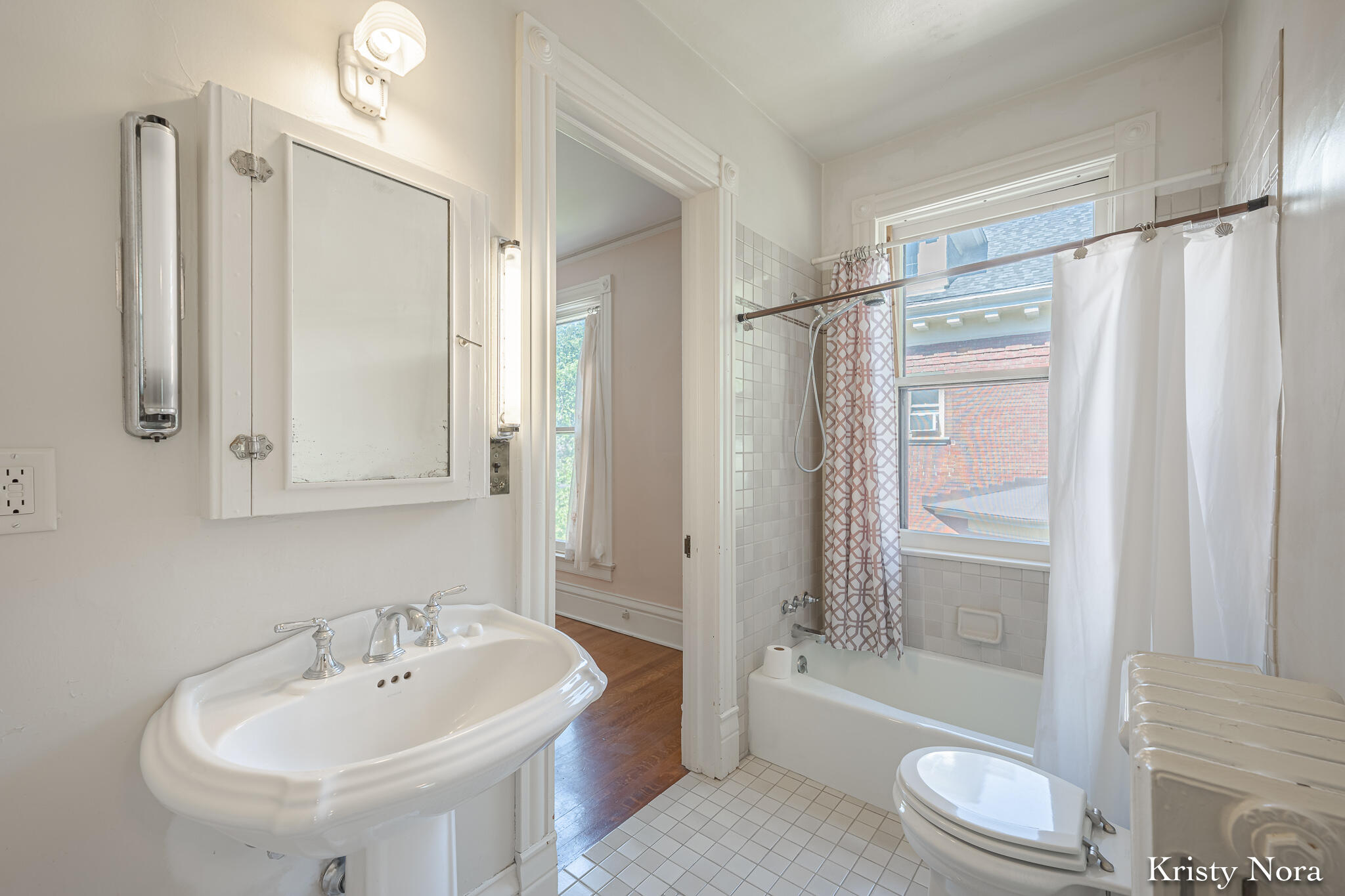 252 Madison Avenue SE Grand Rapids MI 49503