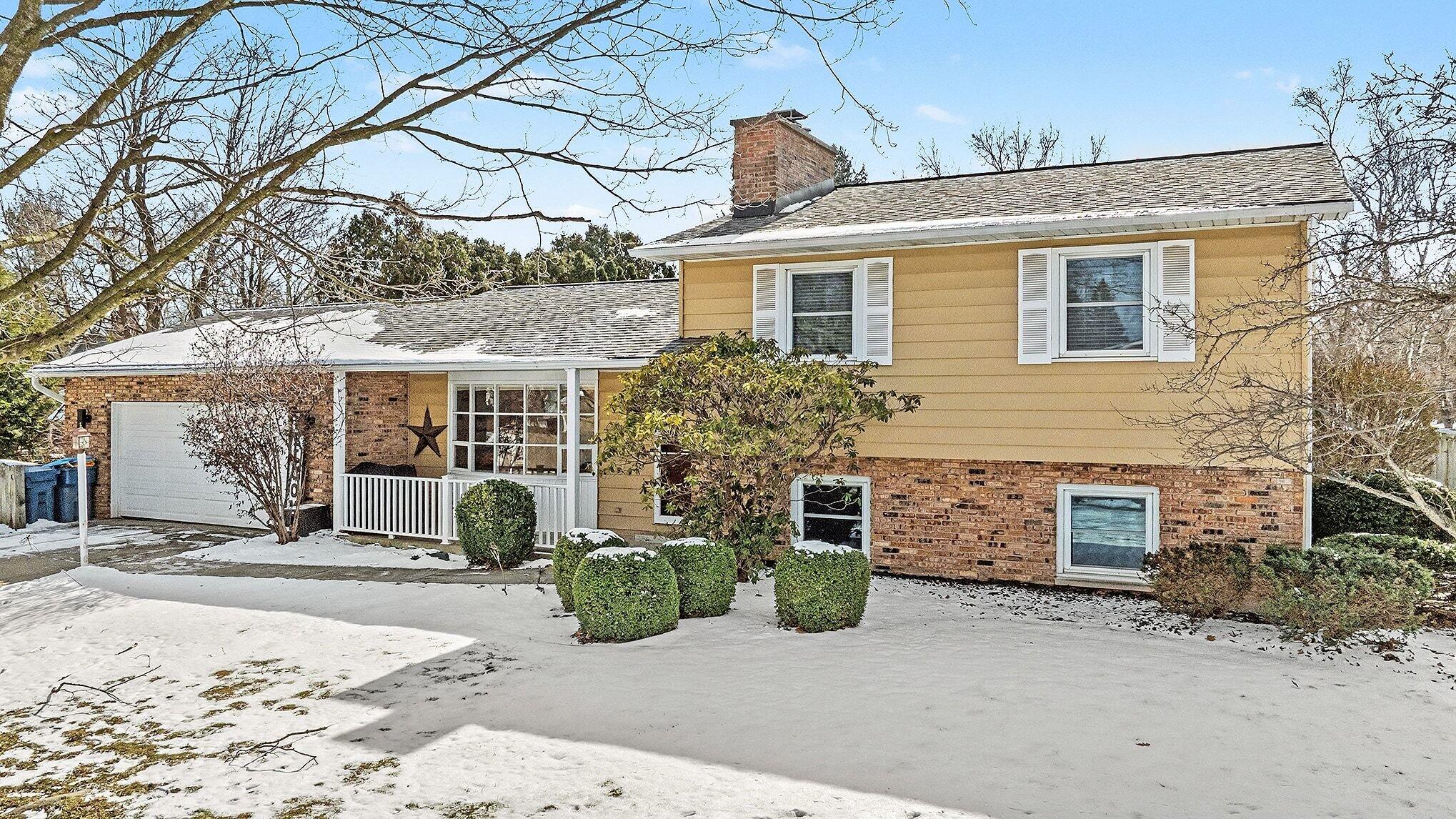 4109 Iroquois Trail Kalamazoo MI 49006