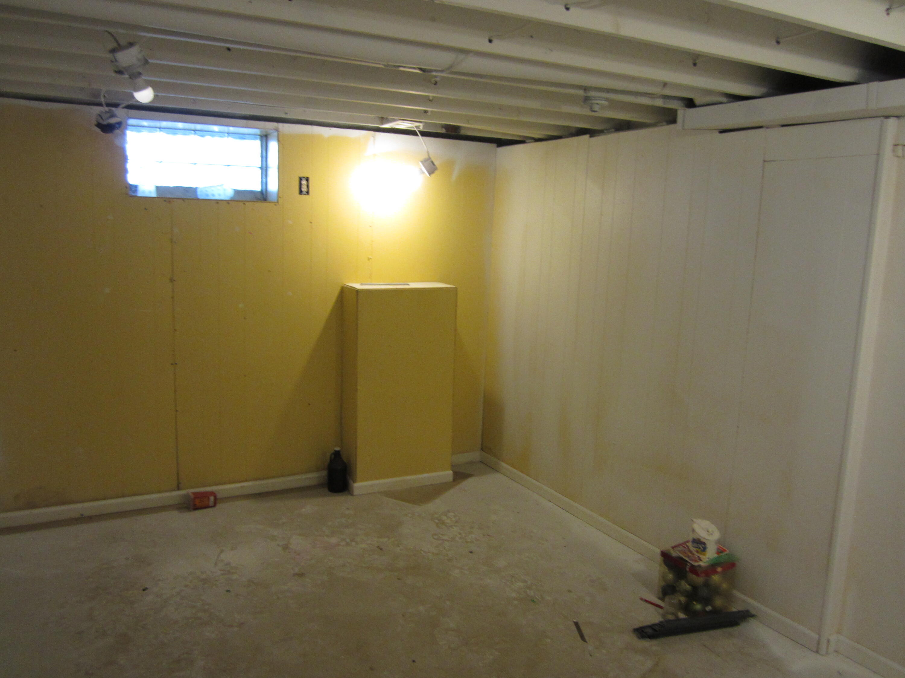 12897 James Street Holland MI 49424