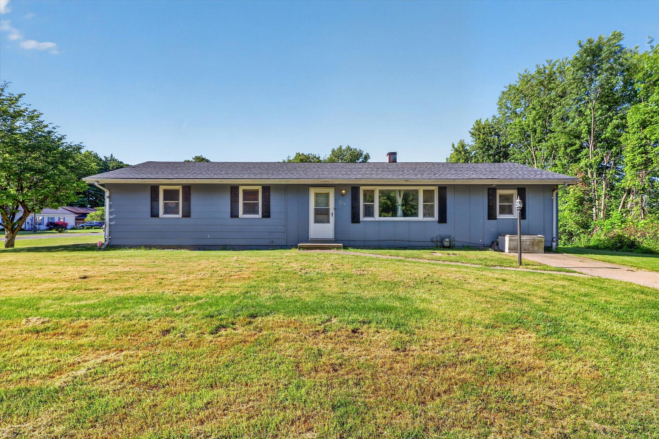 974 Emerson Avenue Benton Harbor MI 49022