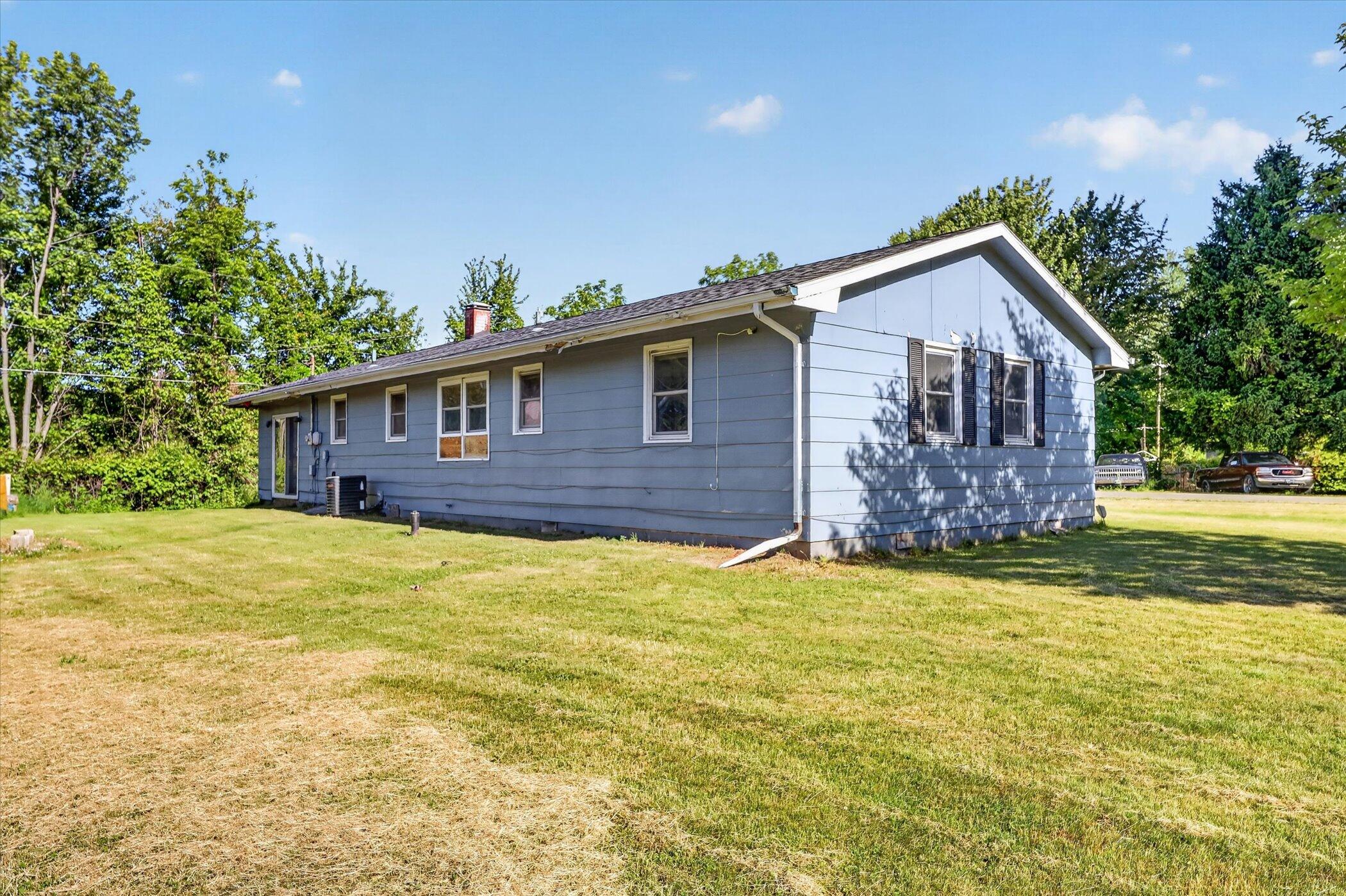 974 Emerson Avenue Benton Harbor MI 49022