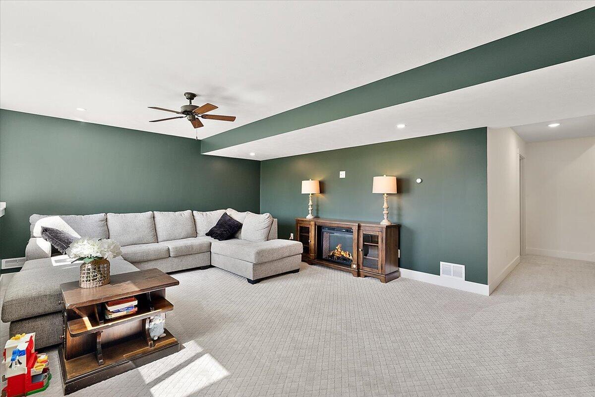 3131 Timberpine Avenue Holland MI 49424