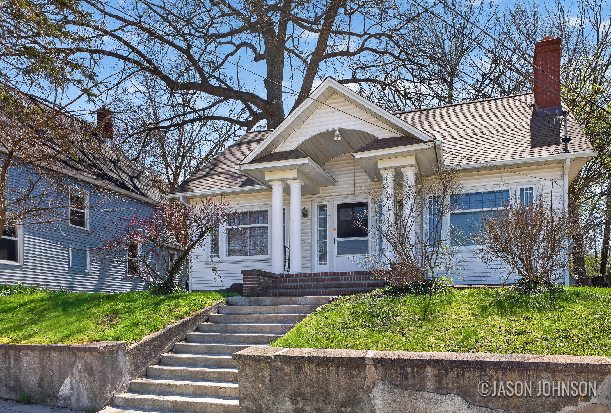 312 Sweet Street NE Grand Rapids MI 49505