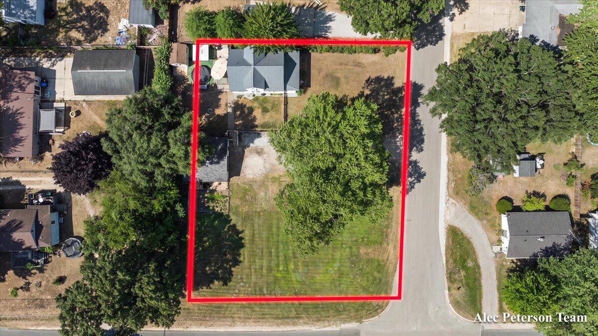 1473 Center Street Muskegon MI 49442